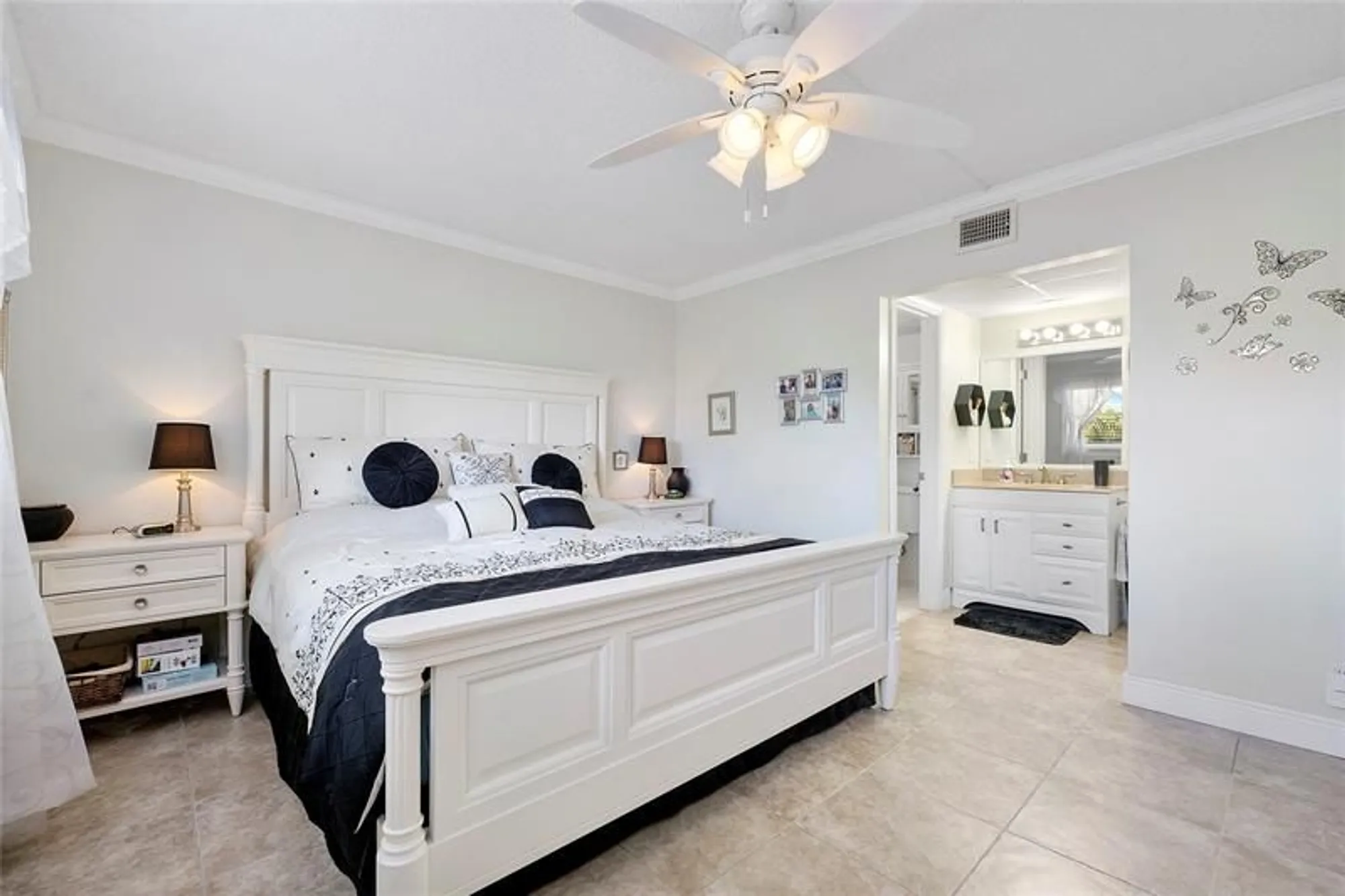 Property Slideshow image 14 of 31 | 7807 golf circle dr 211, Margate, FL, 33063