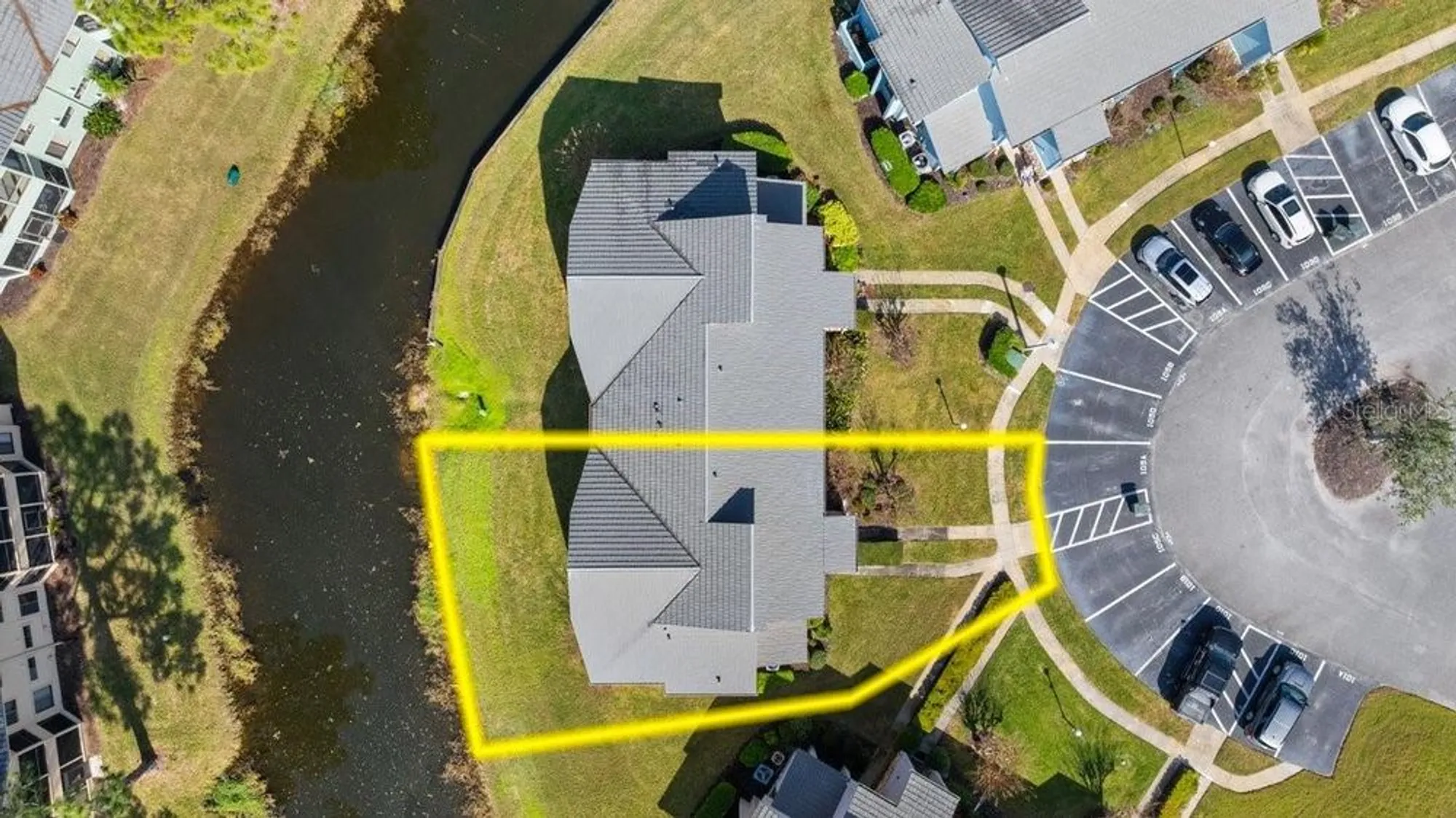 Property Slideshow image 43 of 46 | 105 wood duck cir c, Daytona Beach, FL, 32119