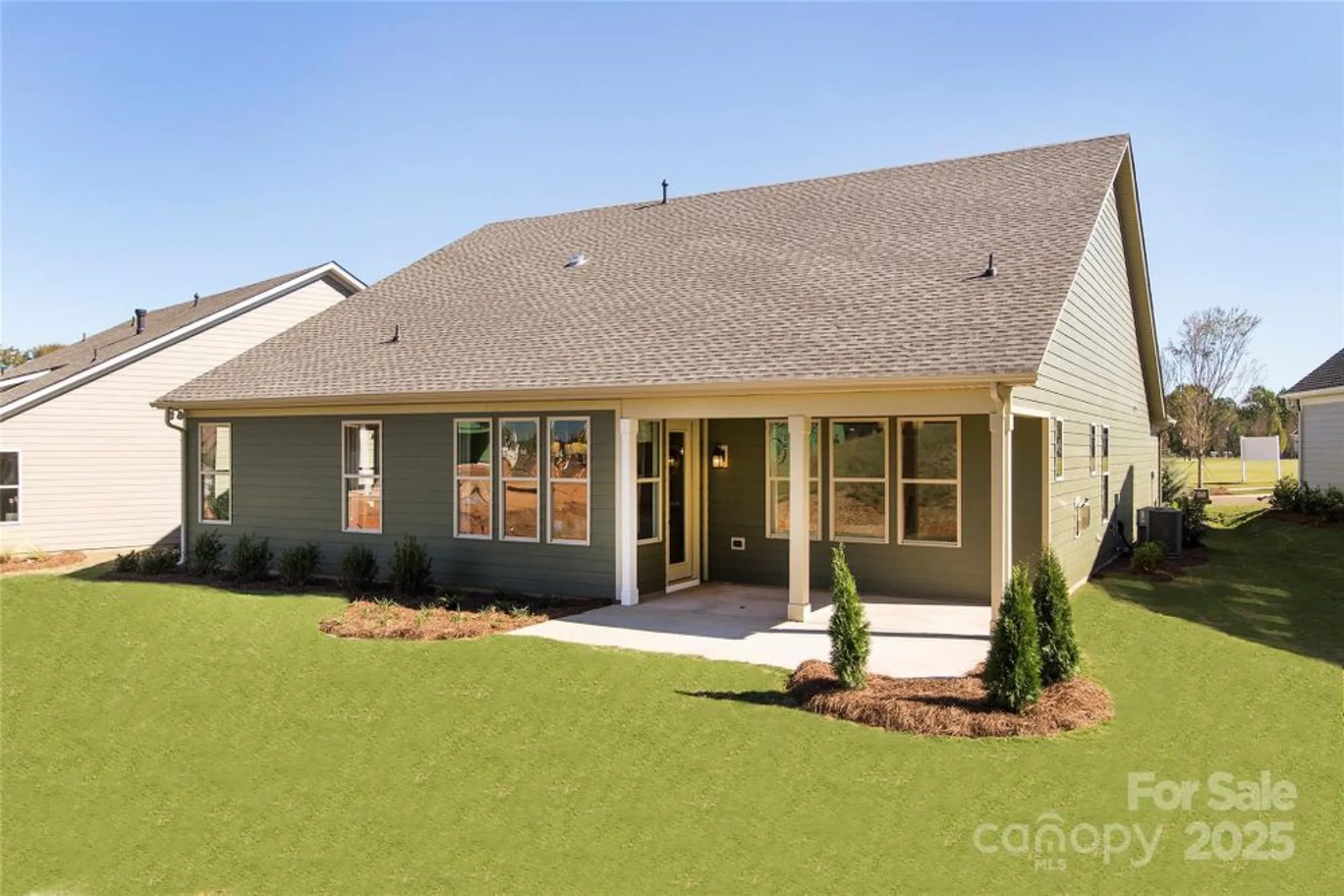 Property Slideshow image 14 of 26 | 8945 silver springs ct, Charlotte, NC, 28215