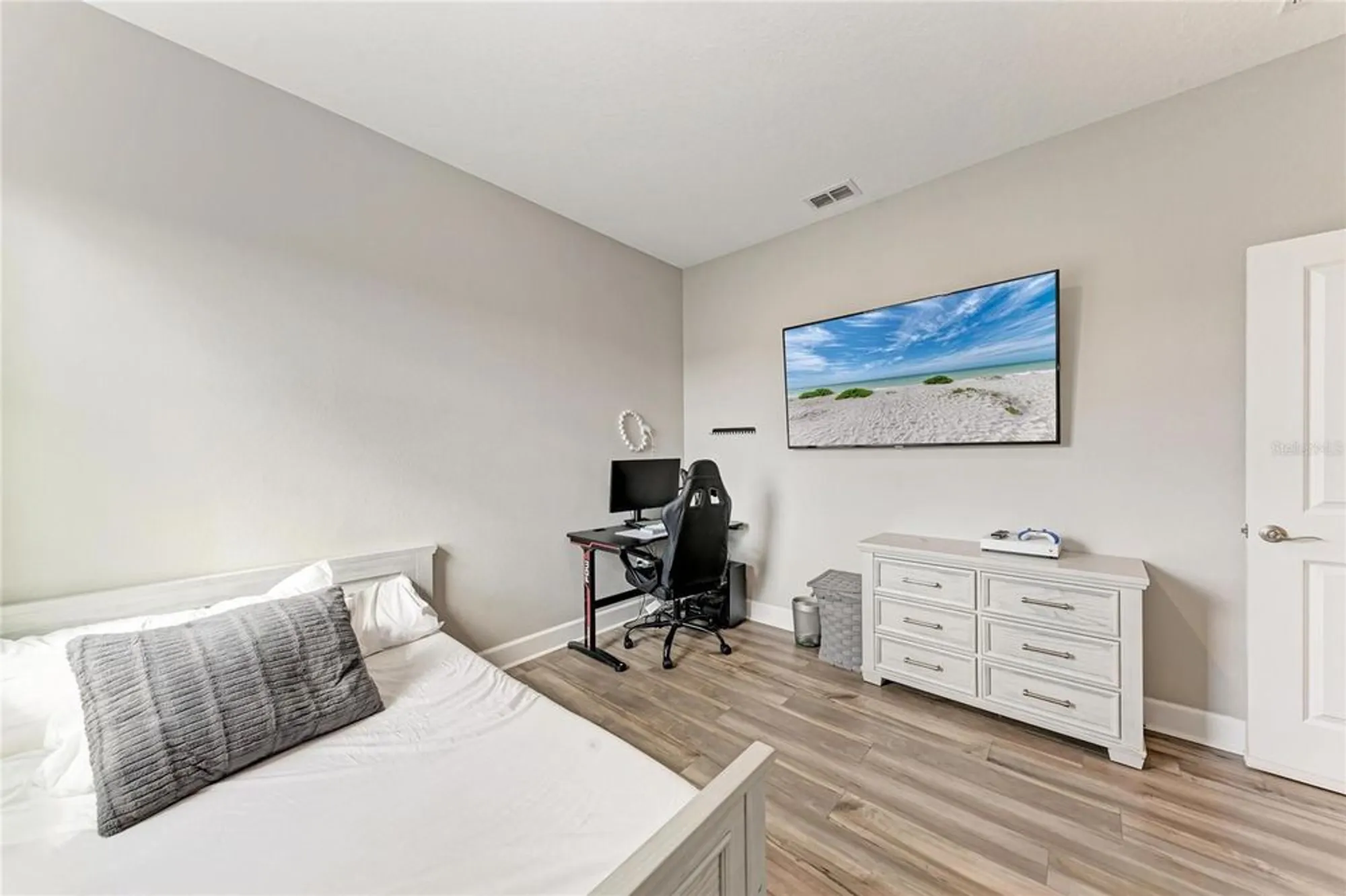 Property Slideshow image 33 of 62 | 497 firebush dr, Nokomis, FL, 34275