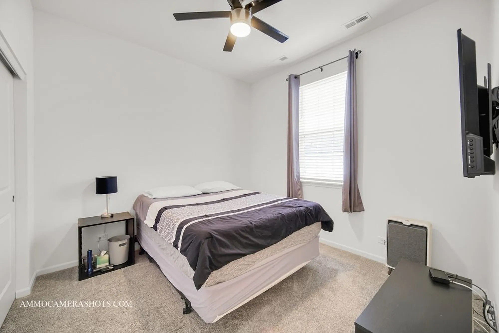 Property Slideshow image 15 of 29 | 1108 crestview ln # 1354, Pingree Grove, IL, 60140