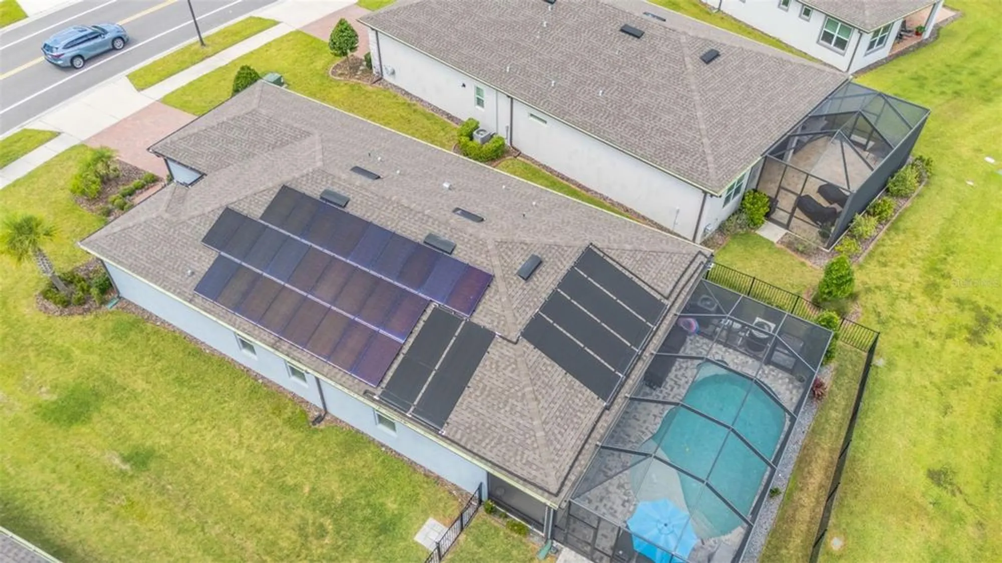 Property Slideshow image 31 of 70 | 19494 sea glass cir, Land O Lakes, FL, 34638