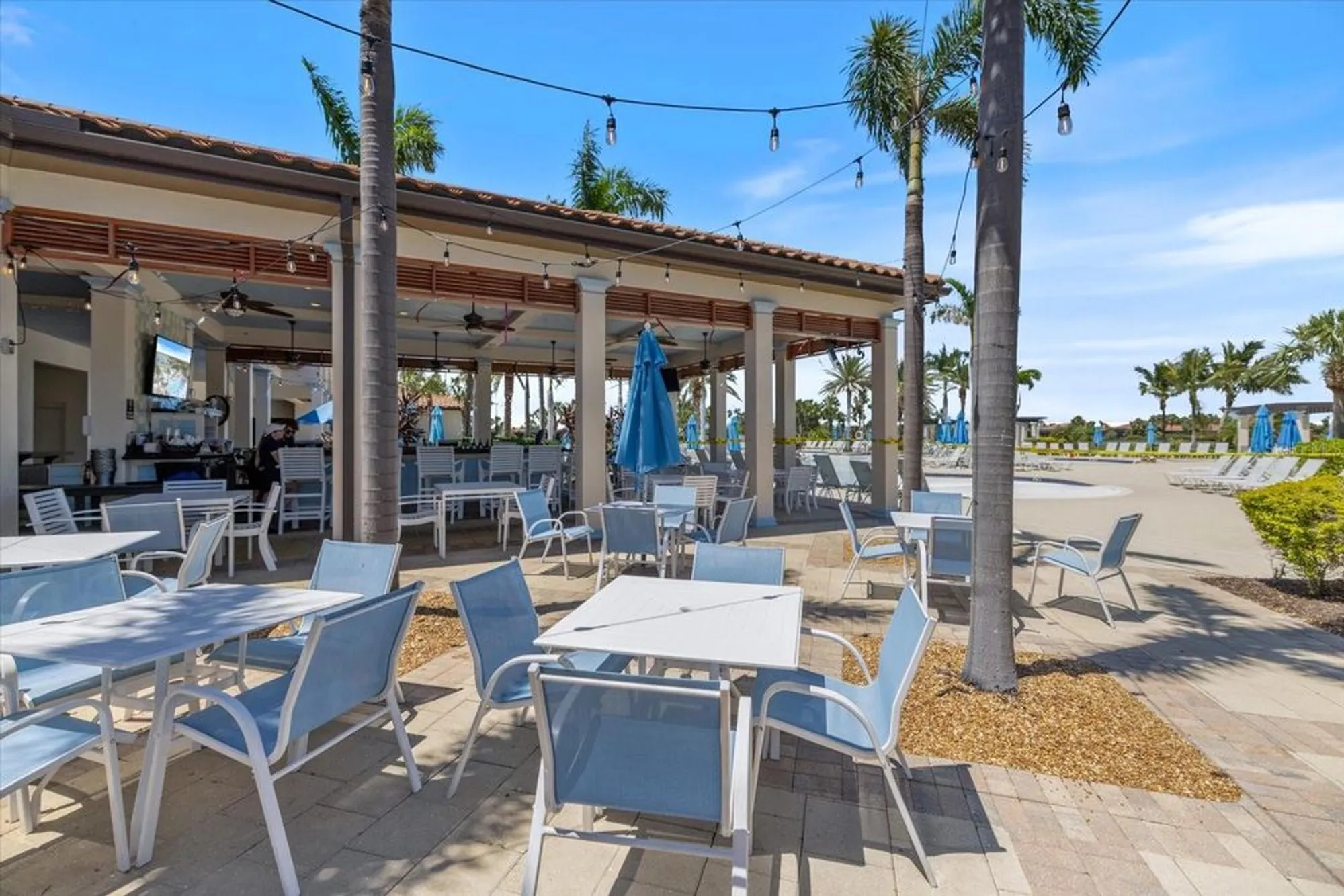 Property Slideshow image 45 of 65 | 10209 fiddlewood dr, Venice, FL, 34293