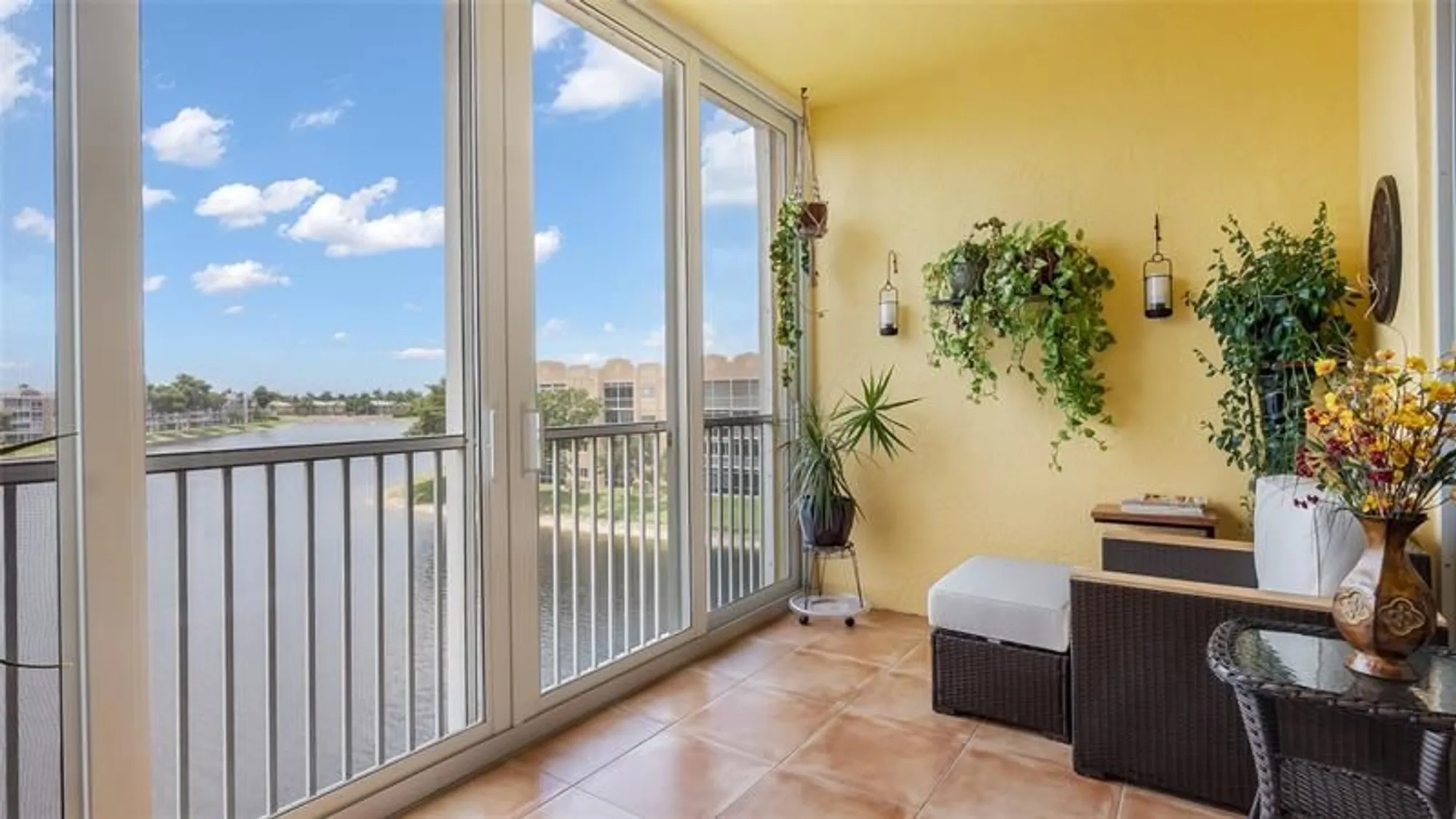 Property Slideshow image 16 of 35 | 7727 southampton ter 410, Tamarac, FL, 33321