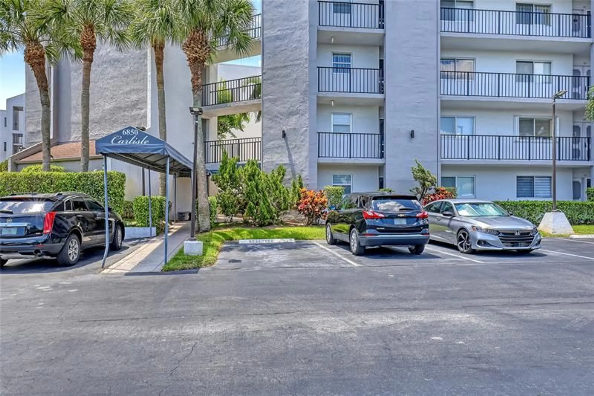 Property Slideshow image 24 of 28 | 6850 10th ave 101, Lake Worth, FL, 33467