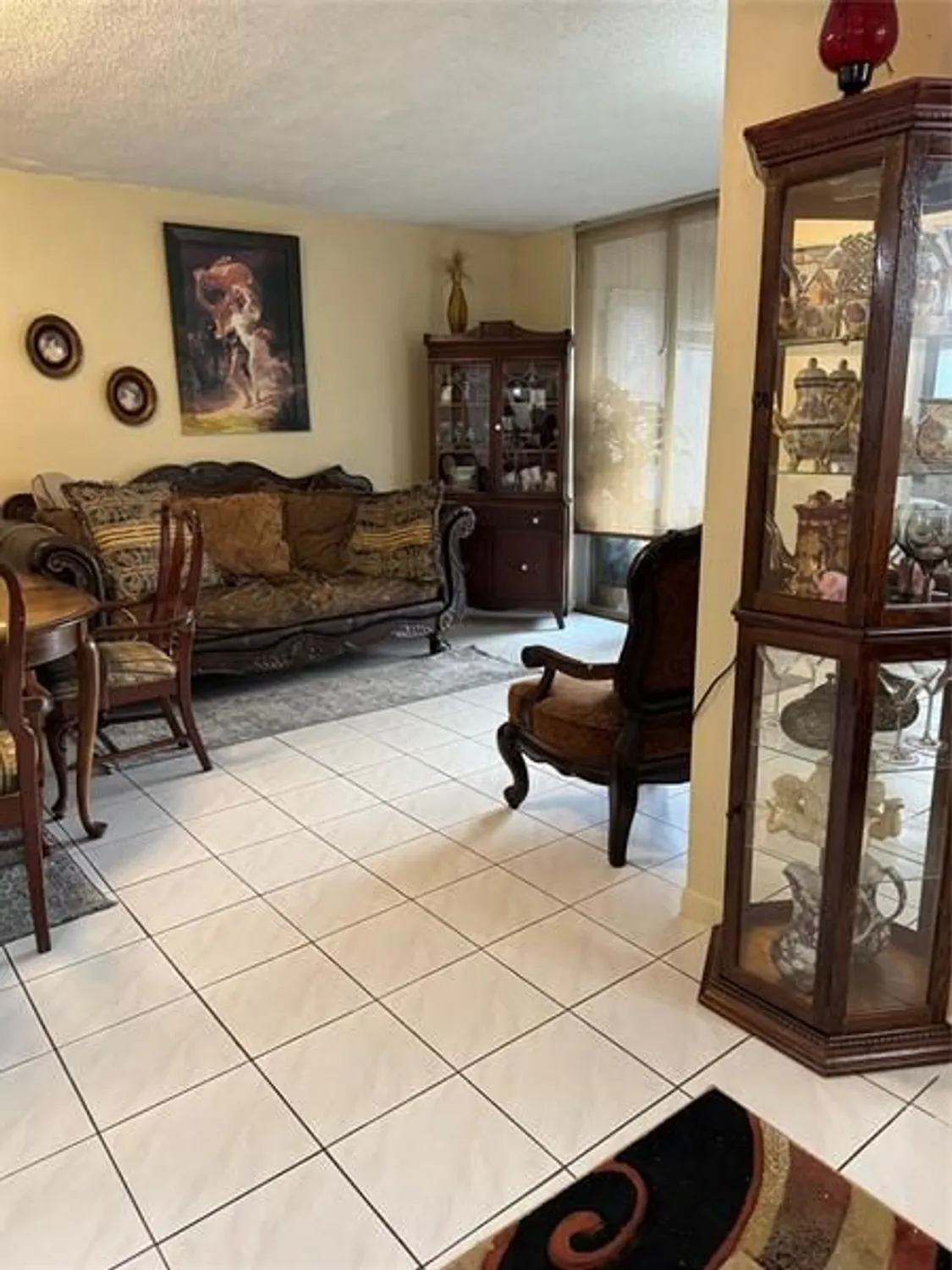 Property Slideshow image 4 of 37 | 9400 lime bay blvd 112, Tamarac, FL, 33321