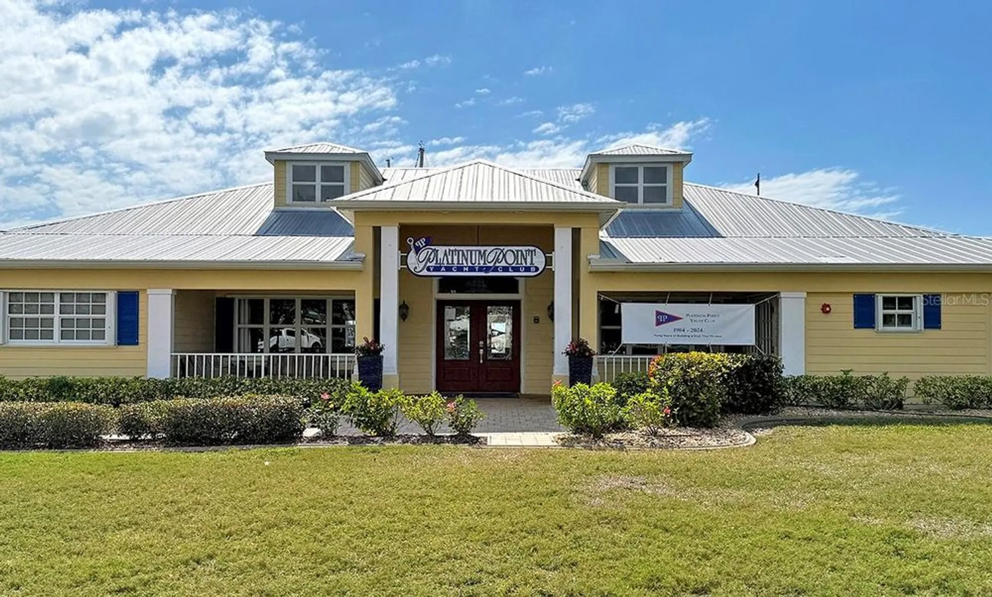 Property Slideshow image 40 of 53 | 3313 sunset key cir 105, Punta Gorda, FL, 33955