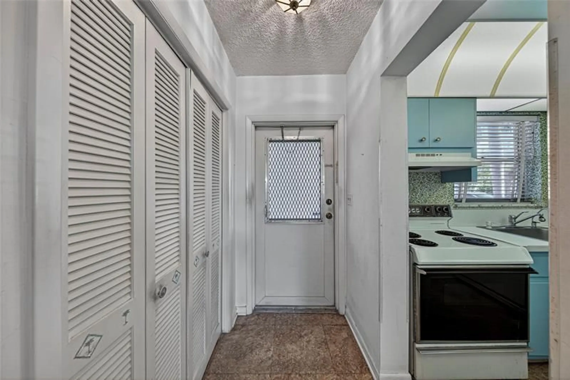 Property Slideshow image 17 of 61 | 2751 e golf blvd 1023, Pompano Beach, FL, 33064