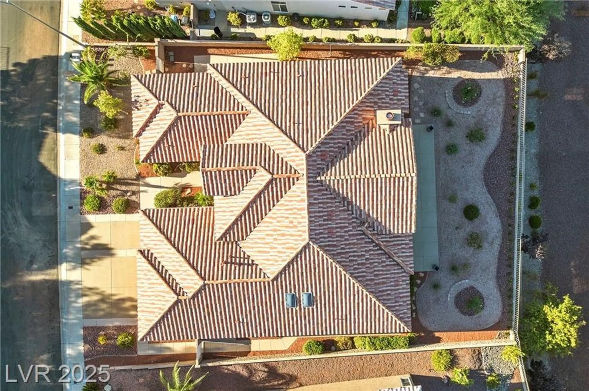 Property Slideshow image 56 of 56 | 2548 faiss dr, Las Vegas, NV, 89134