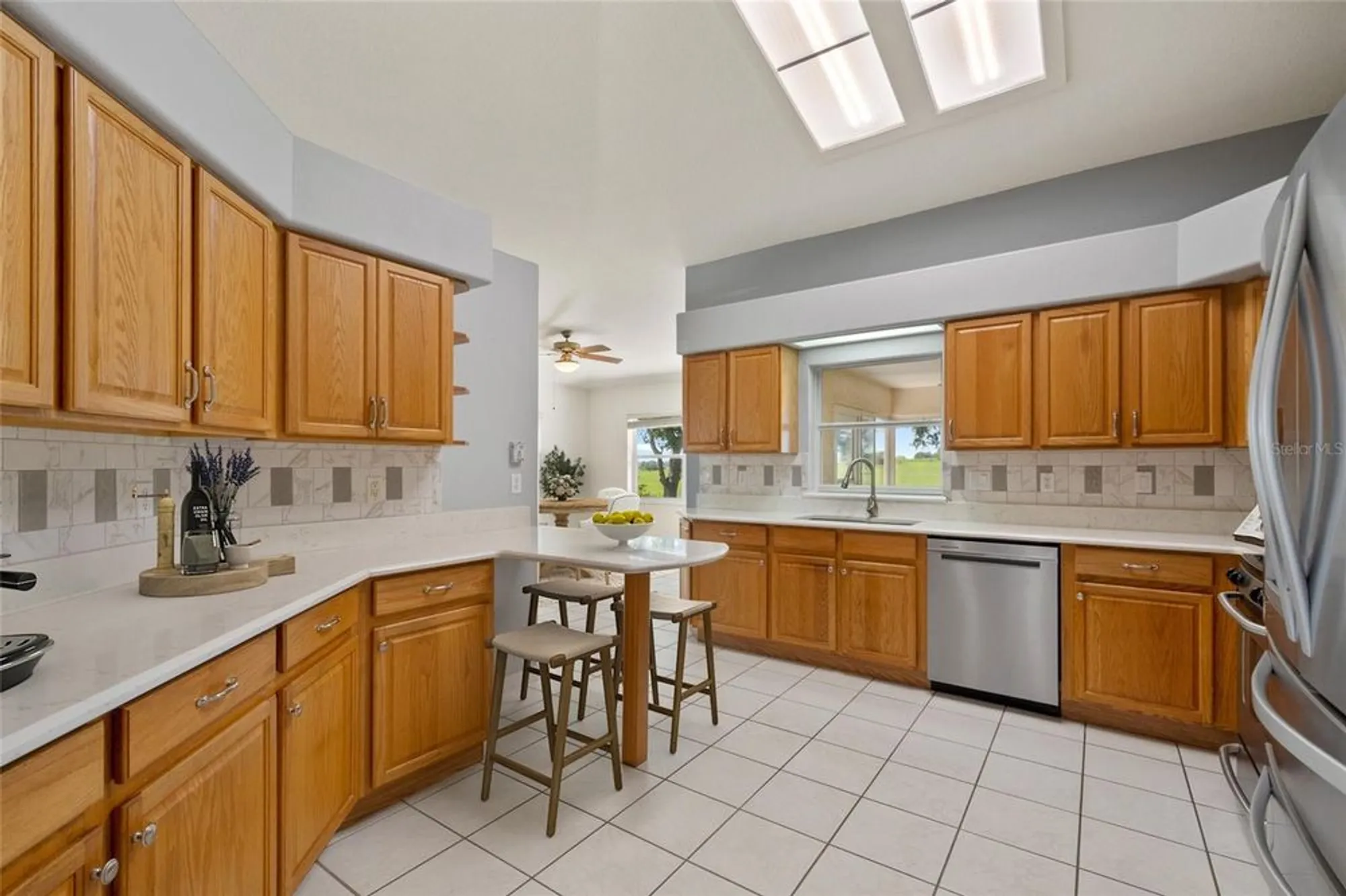 Property Slideshow image 13 of 37 | 21144 royal st georges ln, Leesburg, FL, 34748