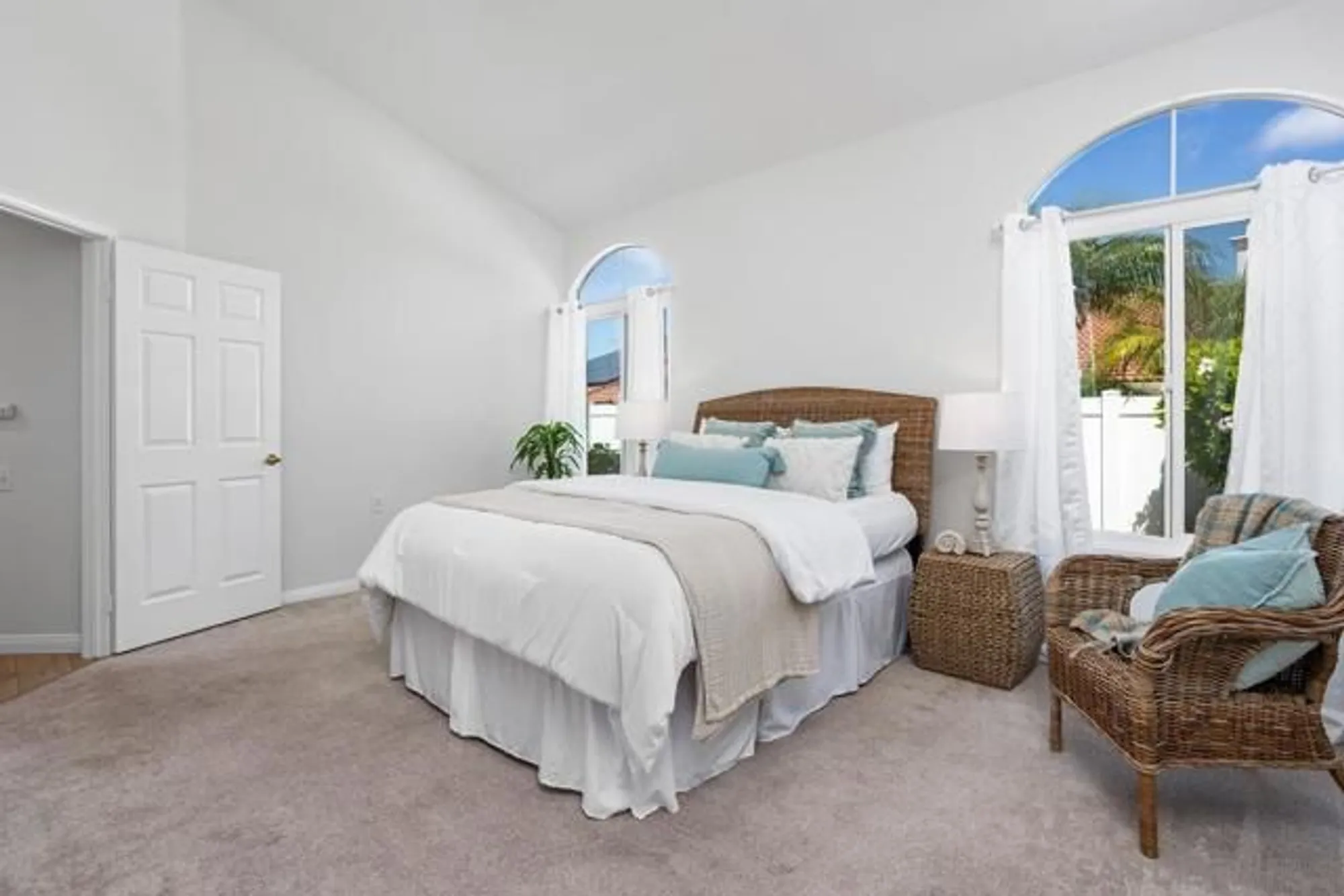 Property Slideshow image 22 of 45 | 3328 malta way, Oceanside, CA, 92056