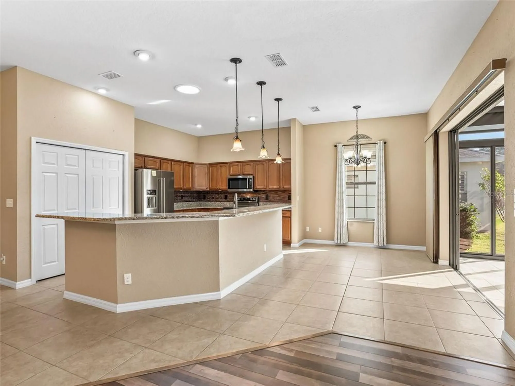 Property Slideshow image 18 of 61 | 16896 se 110th court rd, Summerfield, FL, 34491