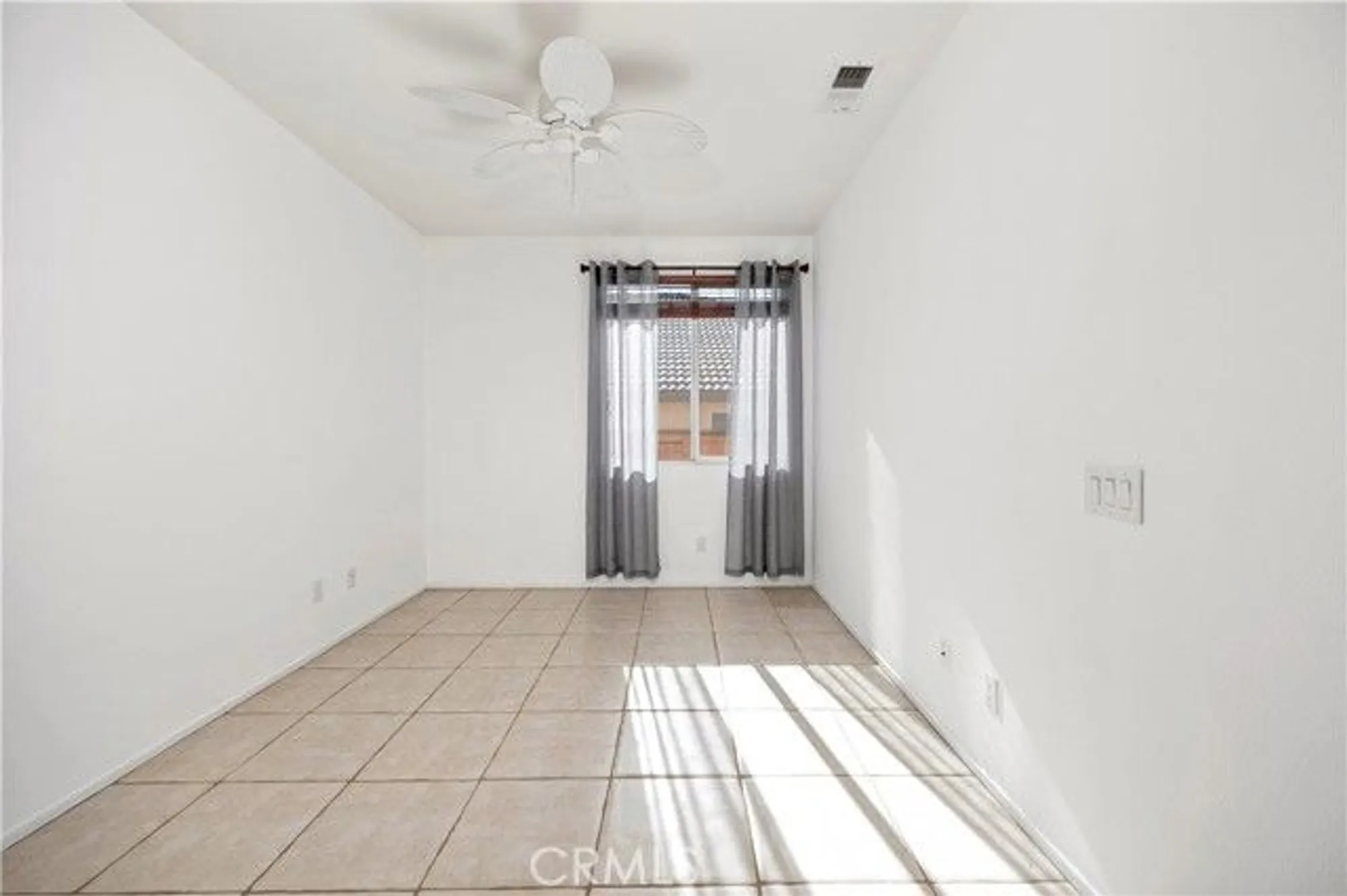 Property Slideshow image 7 of 49 | 14716 grandview dr, Moreno Valley, CA, 92555