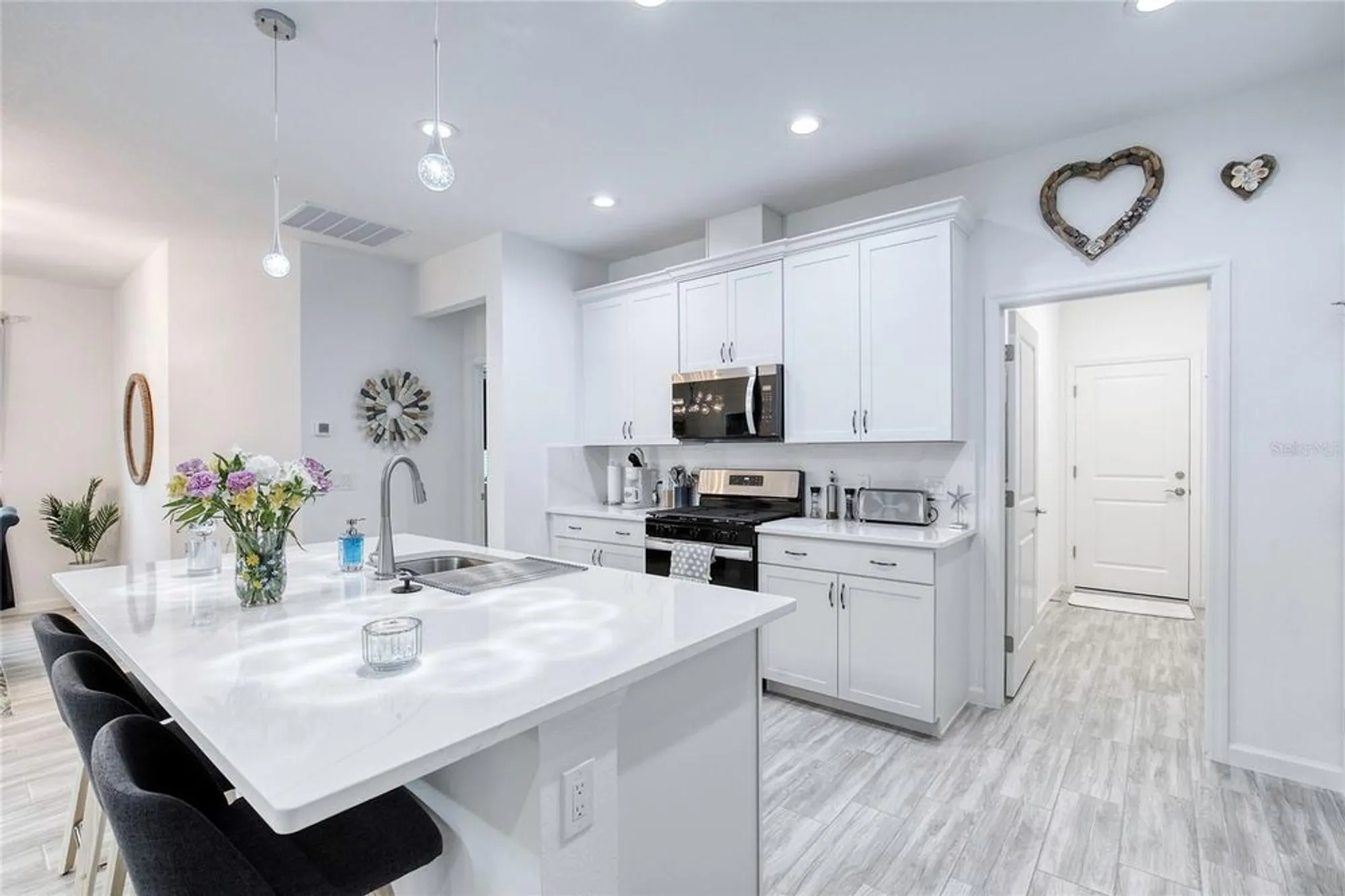 Property Slideshow image 25 of 80 | 317 gypsy palace ln, Daytona Beach, FL, 32124