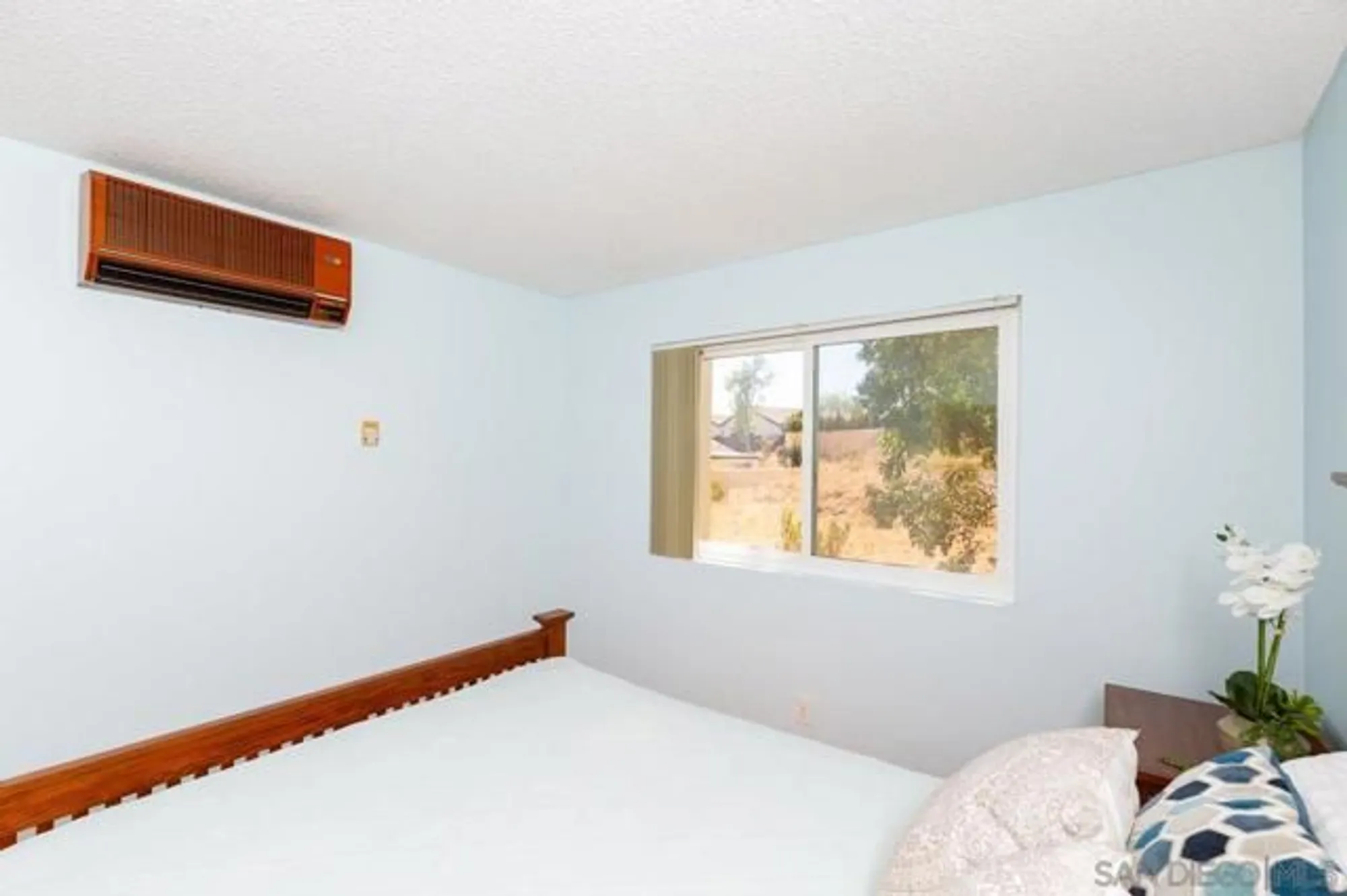 Property Slideshow image 10 of 25 | 6330 genesee ave unit 112, San Diego, CA, 92122