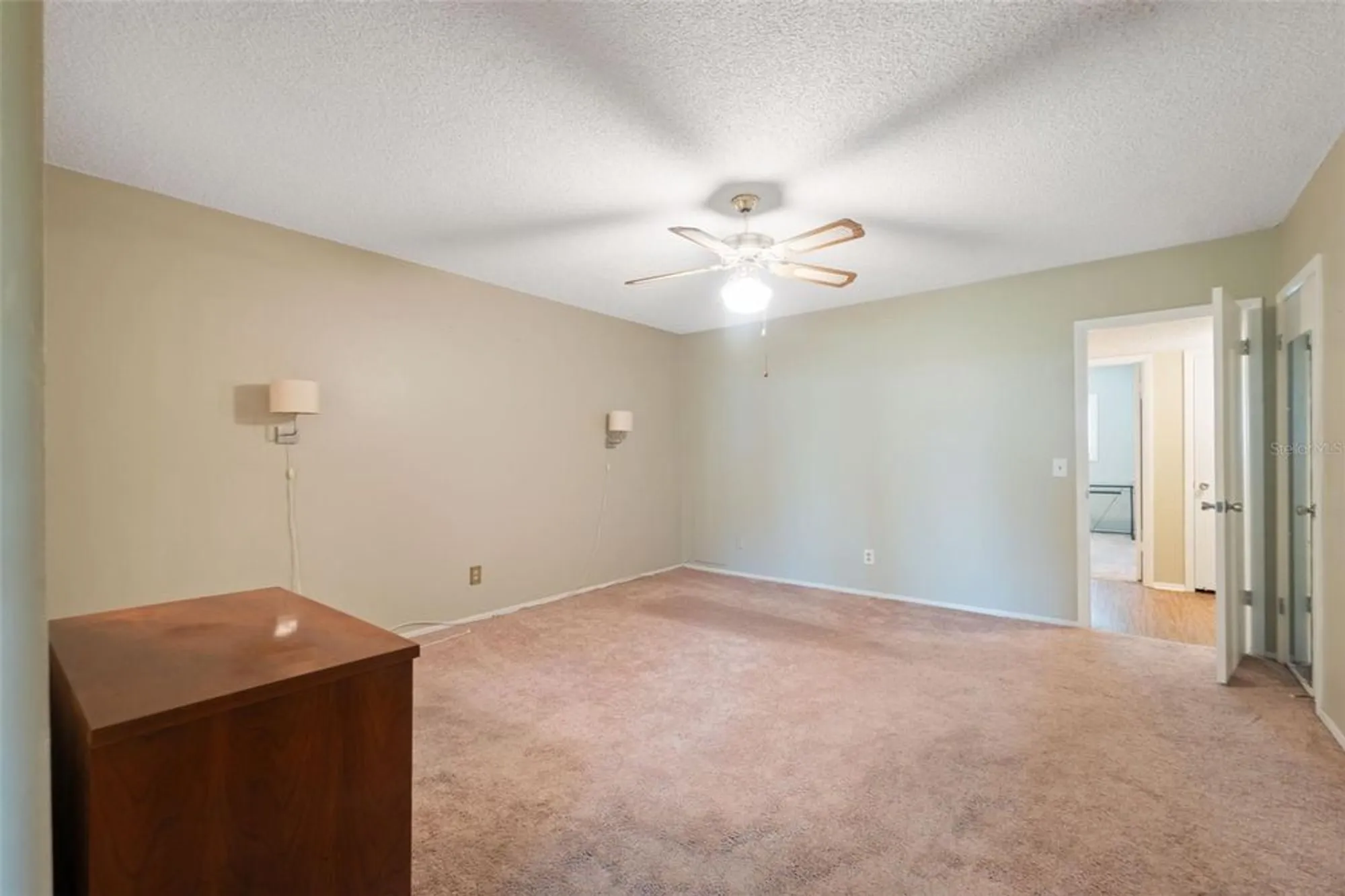 Property Slideshow image 17 of 31 | 2430 florentine way 6, Clearwater, FL, 33763