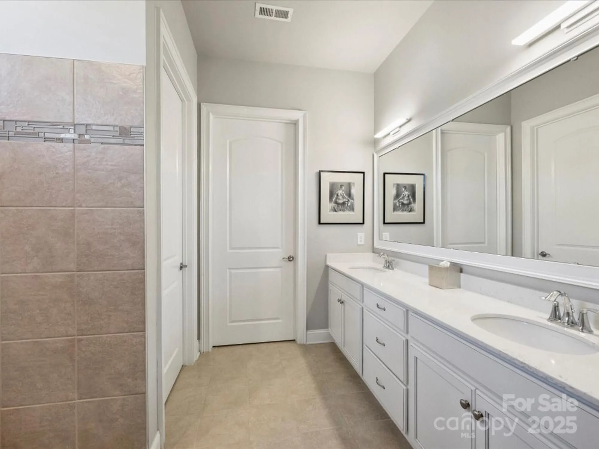 Property Slideshow image 19 of 41 | 912 raffaelo vw, Mount Holly, NC, 28120