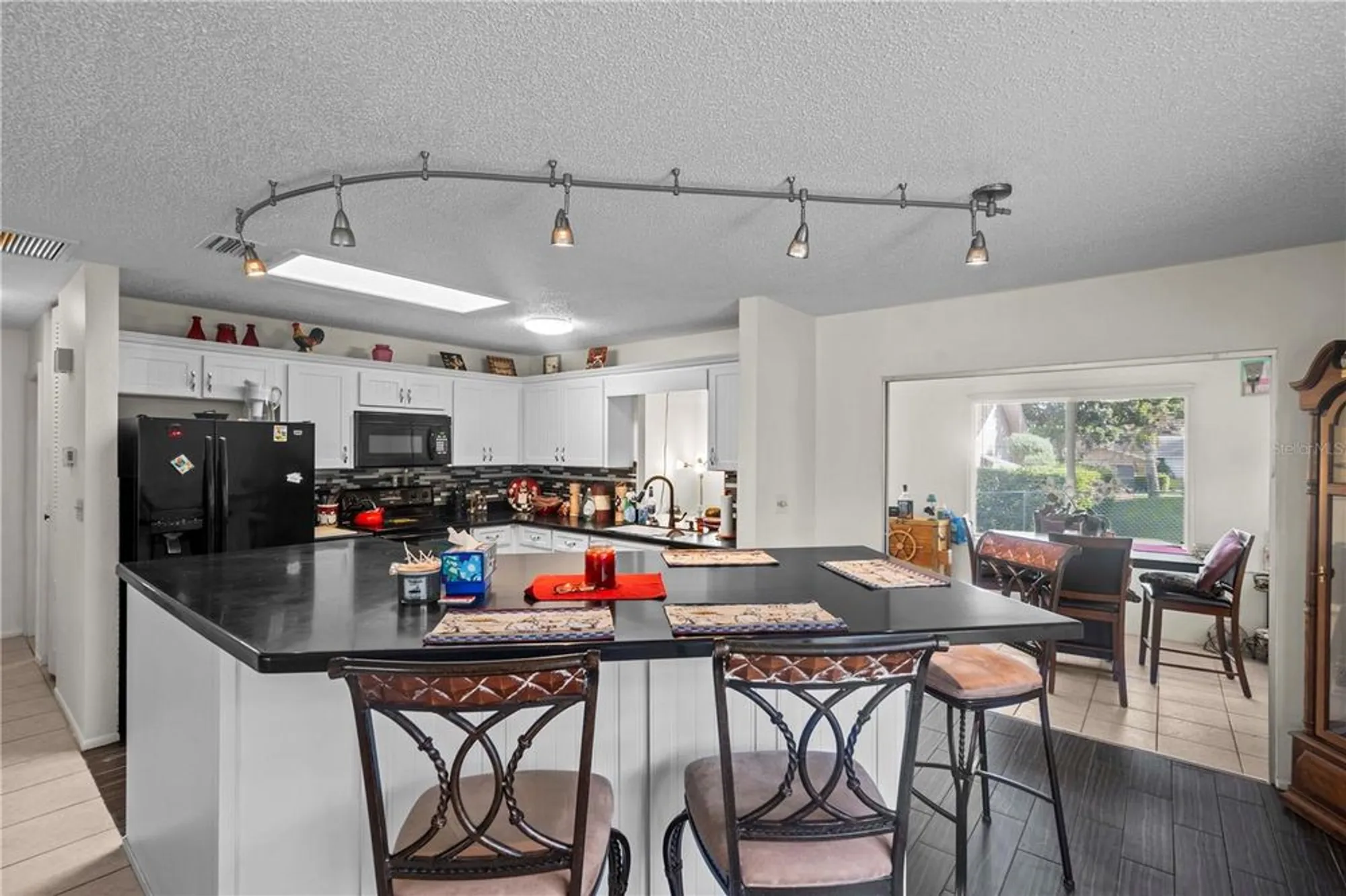 Property Slideshow image 14 of 48 | 10619 mira vista dr, Port Richey, FL, 34668