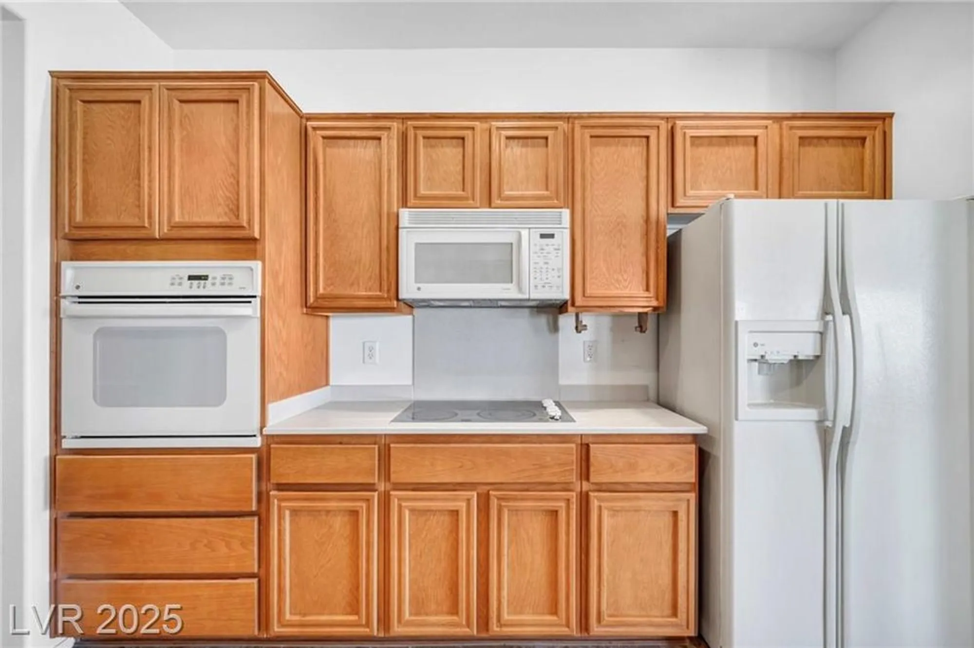 Property Slideshow image 23 of 71 | 2567 evening sky dr, Henderson, NV, 89052