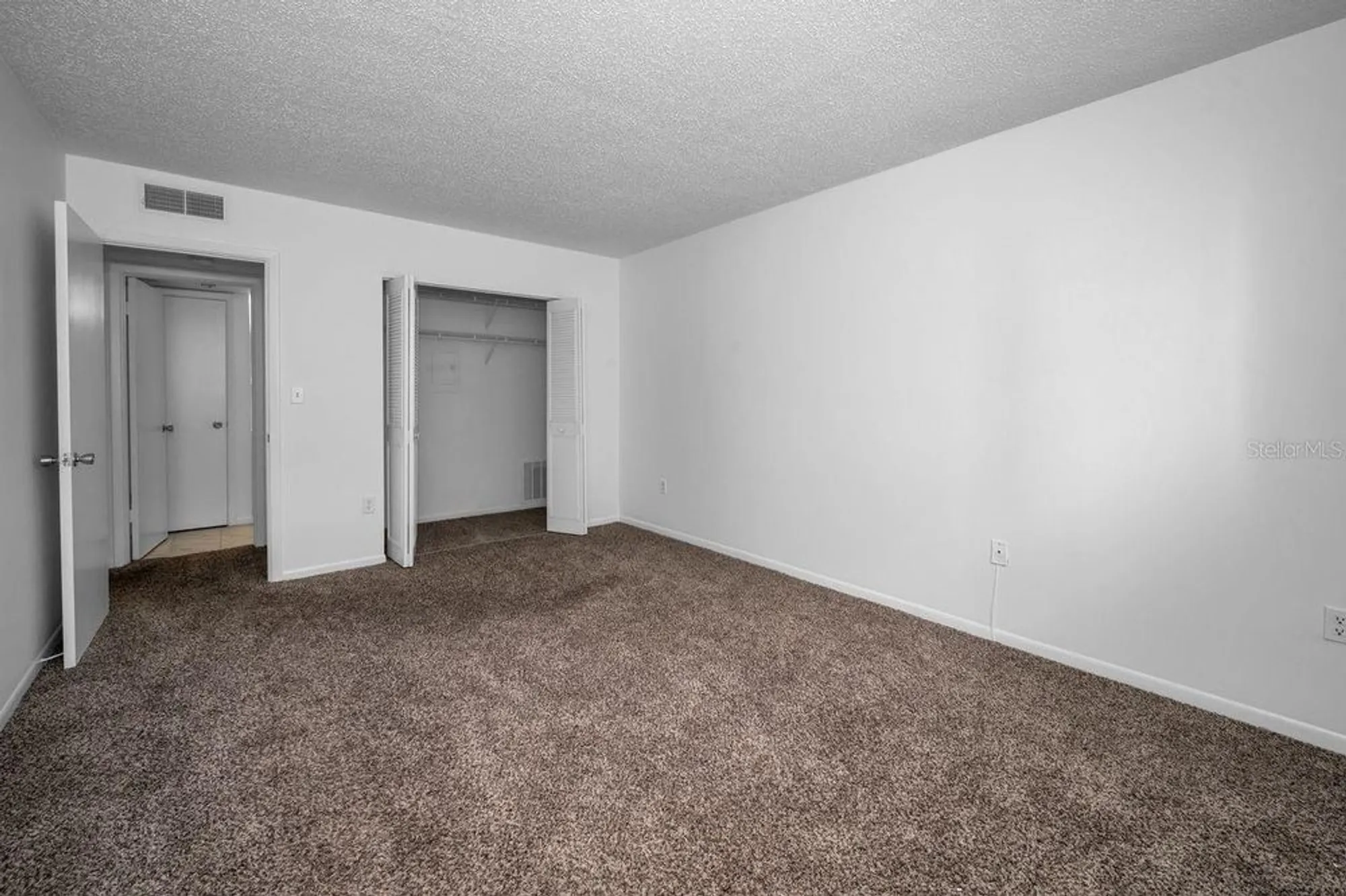 Property Slideshow image 17 of 46 | 860 virginia st 105, Dunedin, FL, 34698