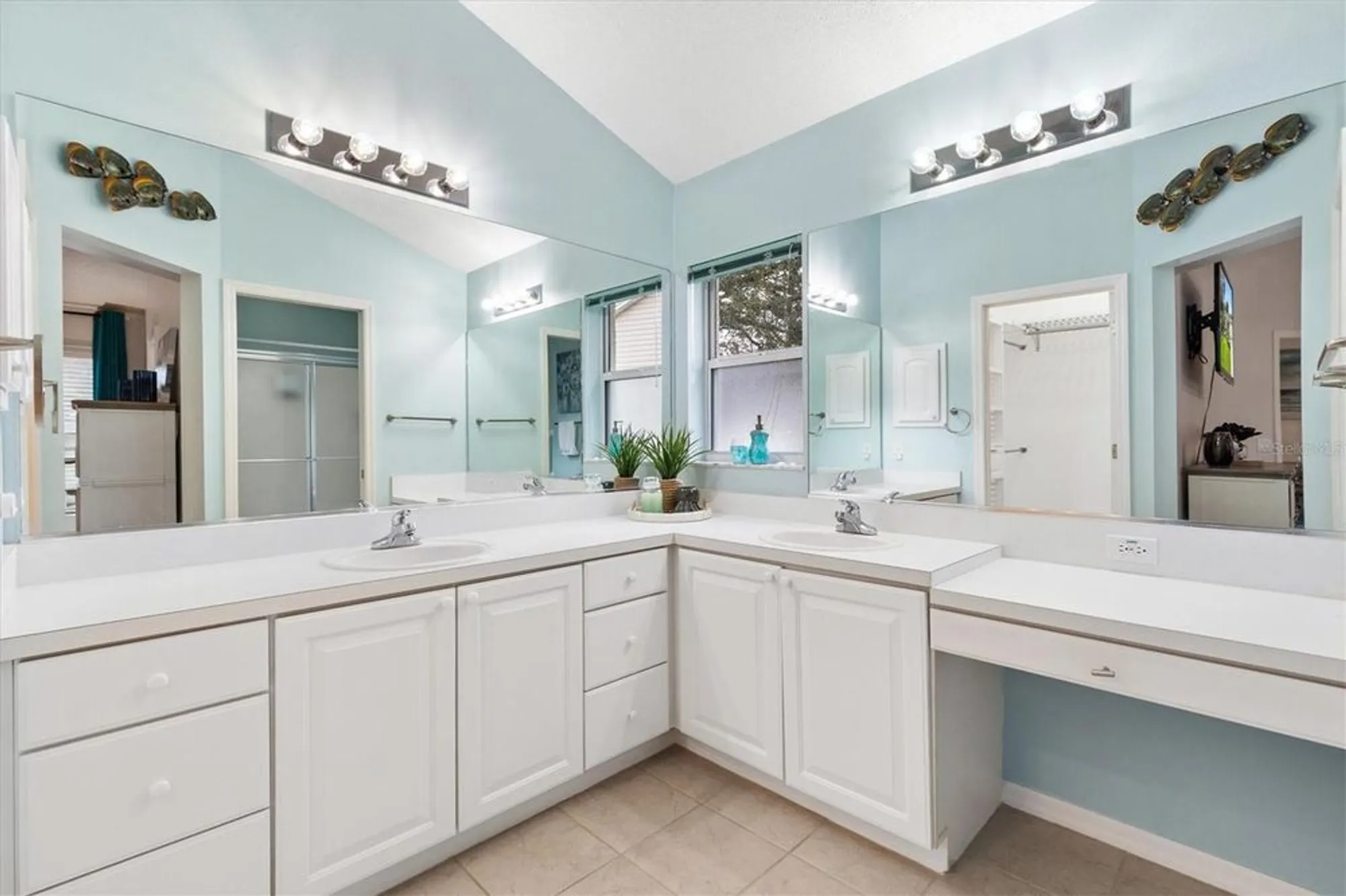 Property Slideshow image 20 of 45 | 515 loma paseo dr, Lady Lake, FL, 32159