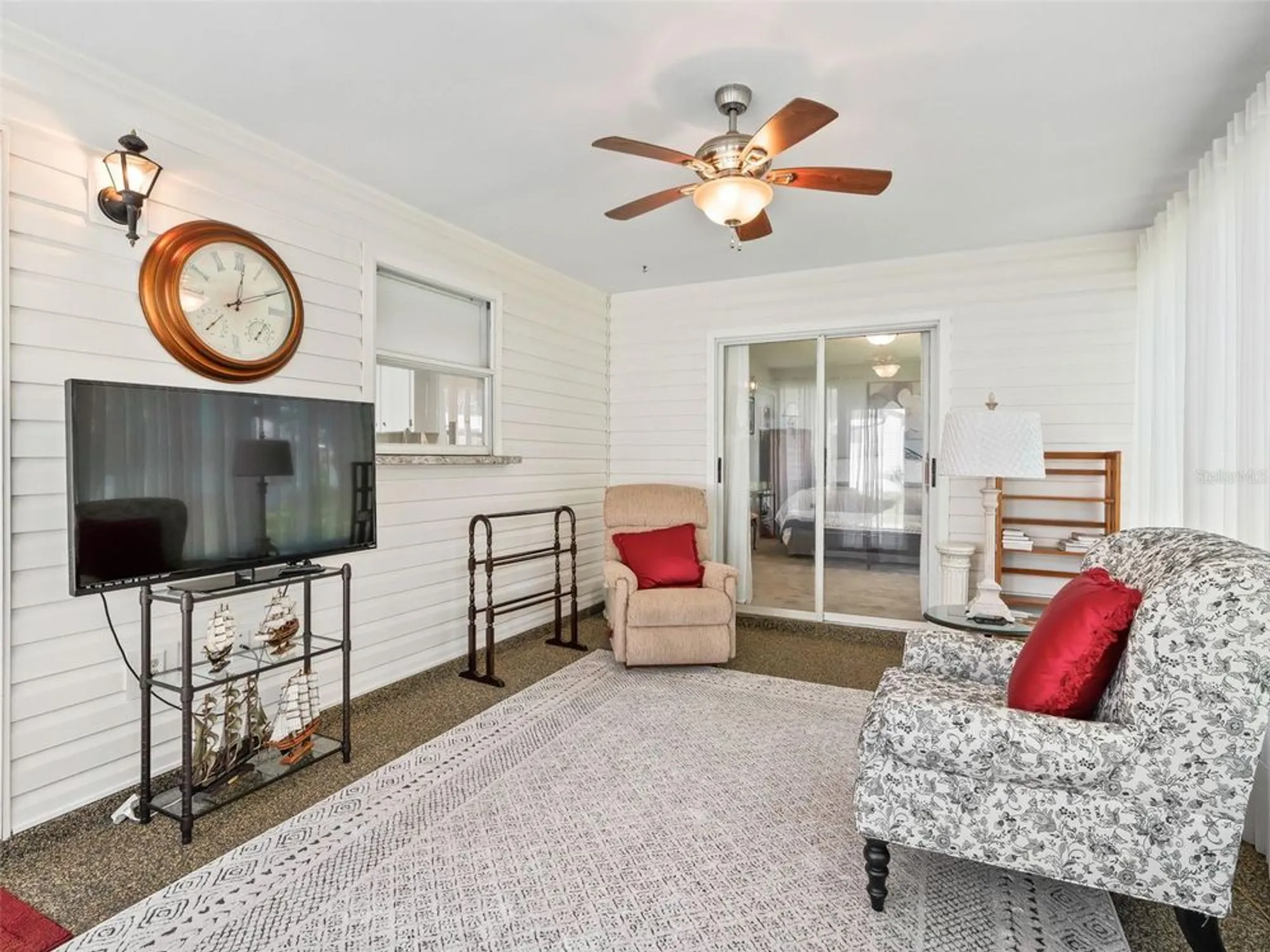 Property Slideshow image 30 of 36 | 1003 dundee cir, Leesburg, FL, 34788