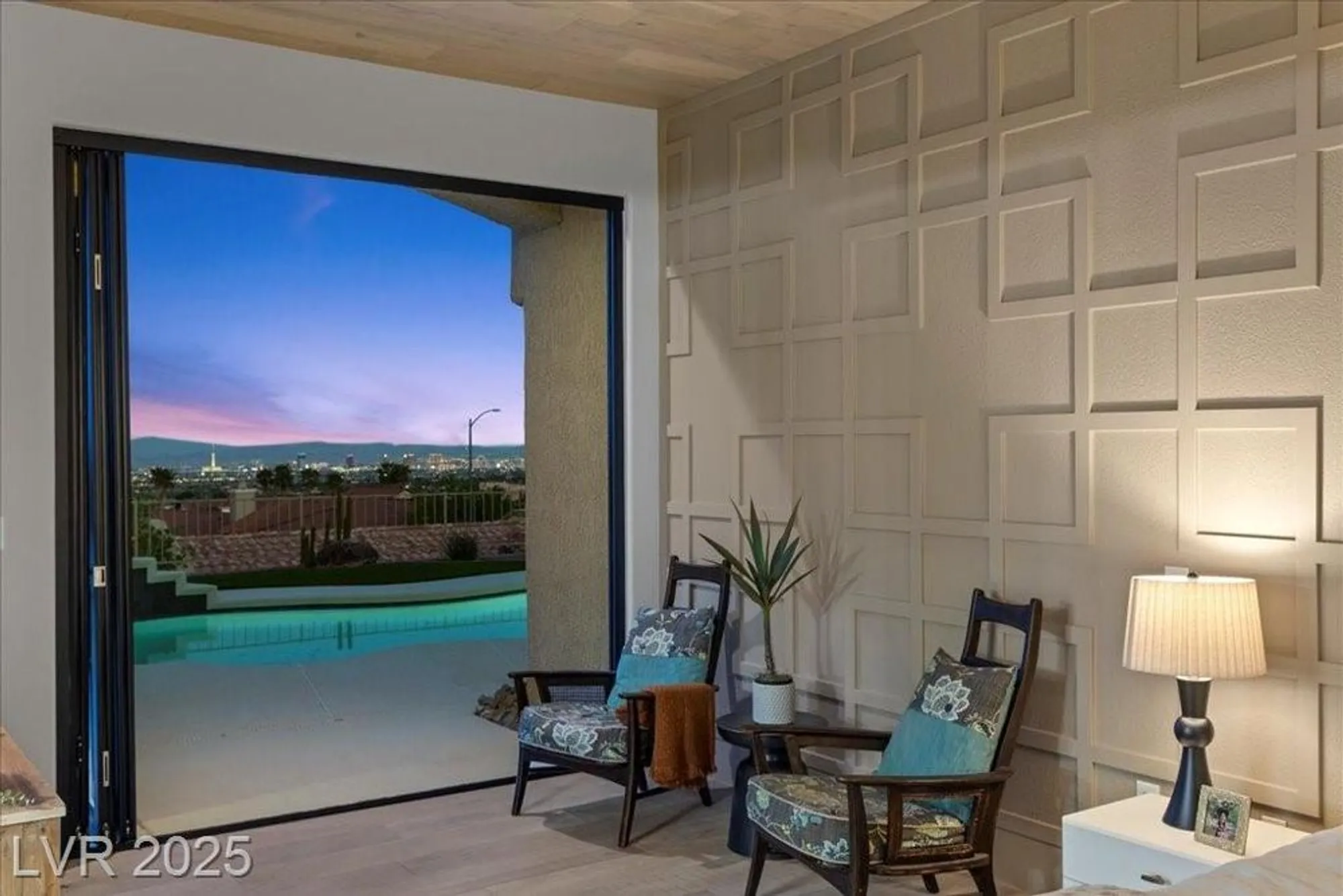 Property Slideshow image 34 of 78 | 2508 faiss dr, Las Vegas, NV, 89134