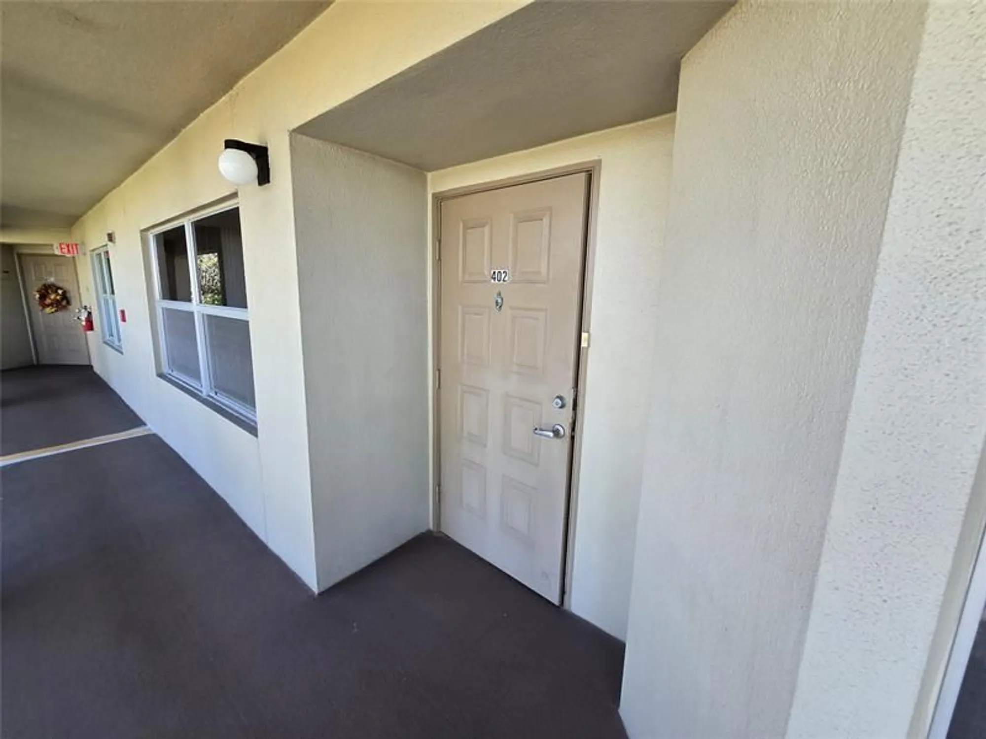 Property Slideshow image 3 of 27 | 550 sw 138th ave 402k, Pembroke Pines, FL, 33027
