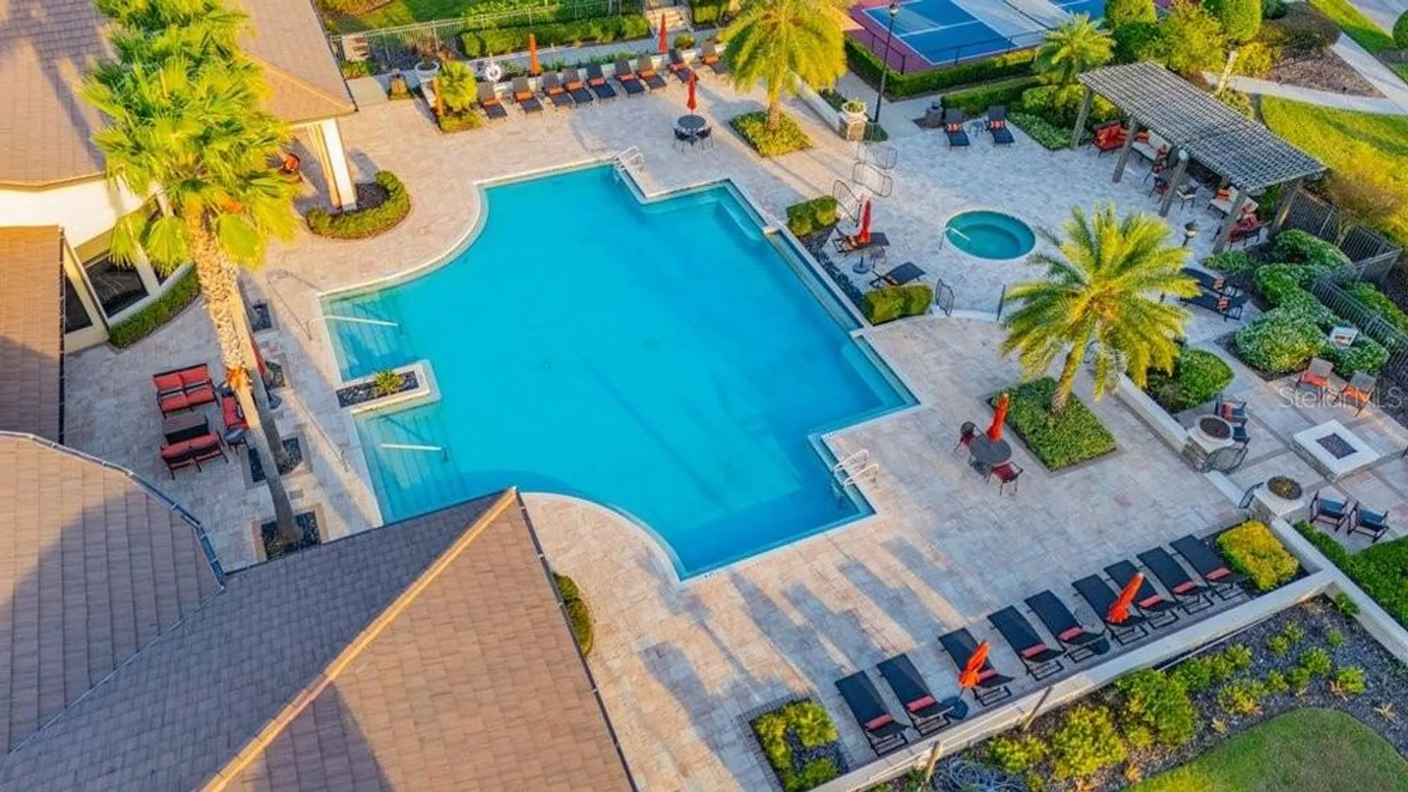Property Slideshow image 32 of 34 | 13915 kingfisher glen dr, Lithia, FL, 33547