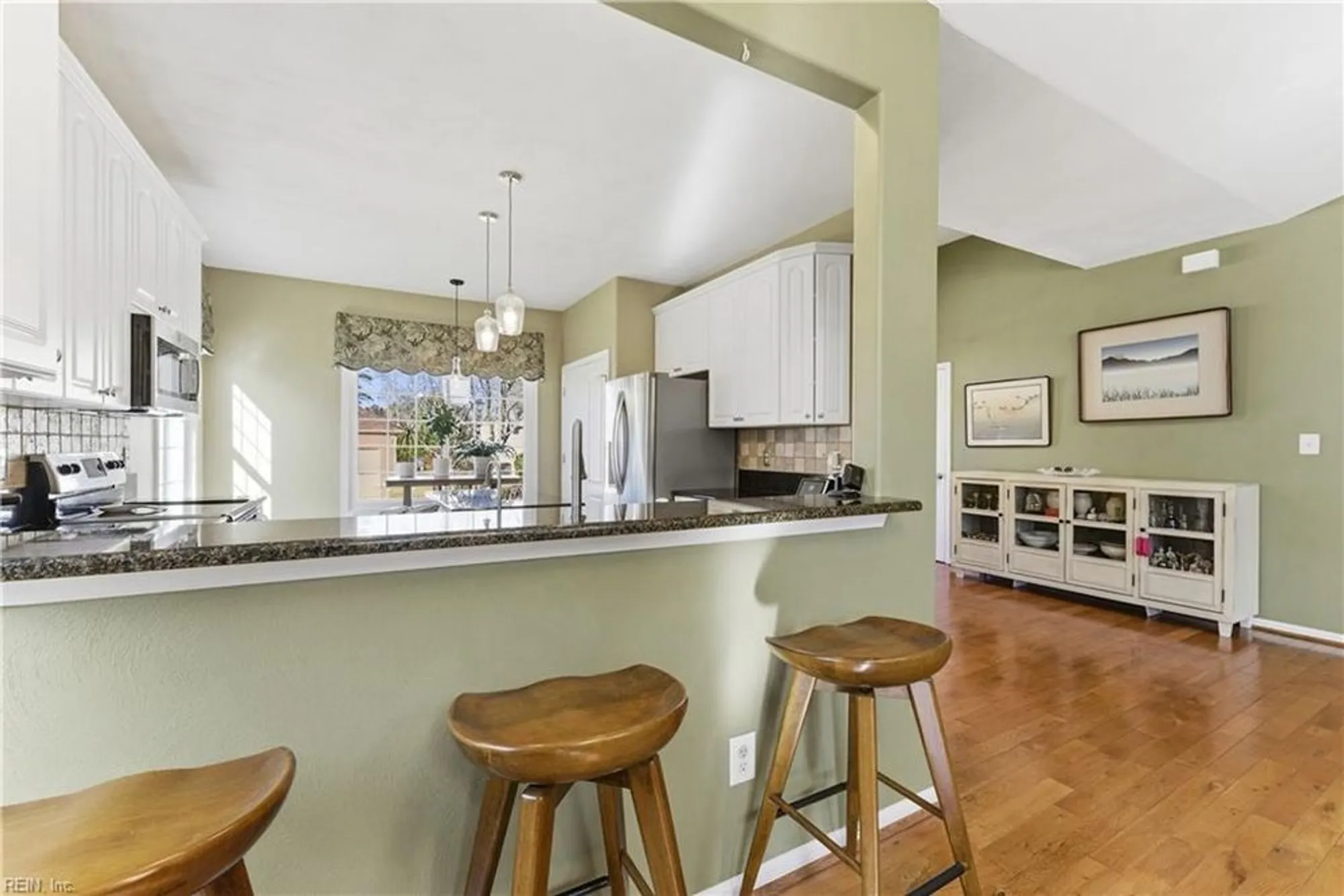 Property Slideshow image 11 of 44 | 3237 gallahad dr, Virginia Beach, VA, 23456