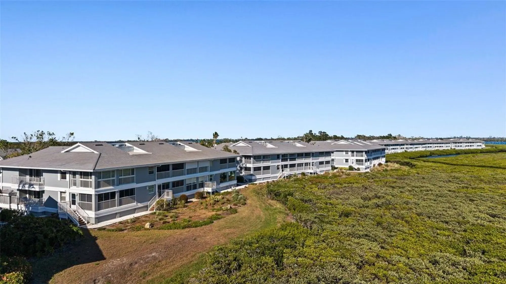 Property Slideshow image 40 of 52 | 1323 perico point cir # 107, Bradenton, FL, 34209