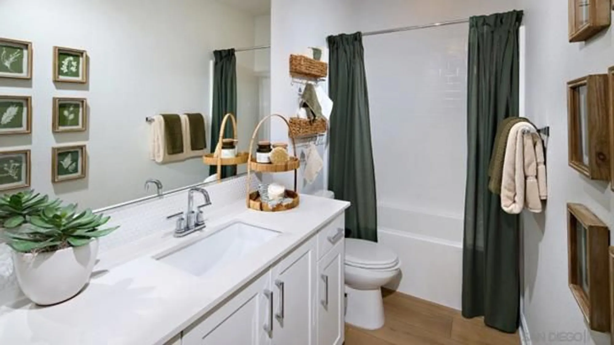 Property Slideshow image 9 of 19 | 12555 taylor way, San Diego, CA, 92129