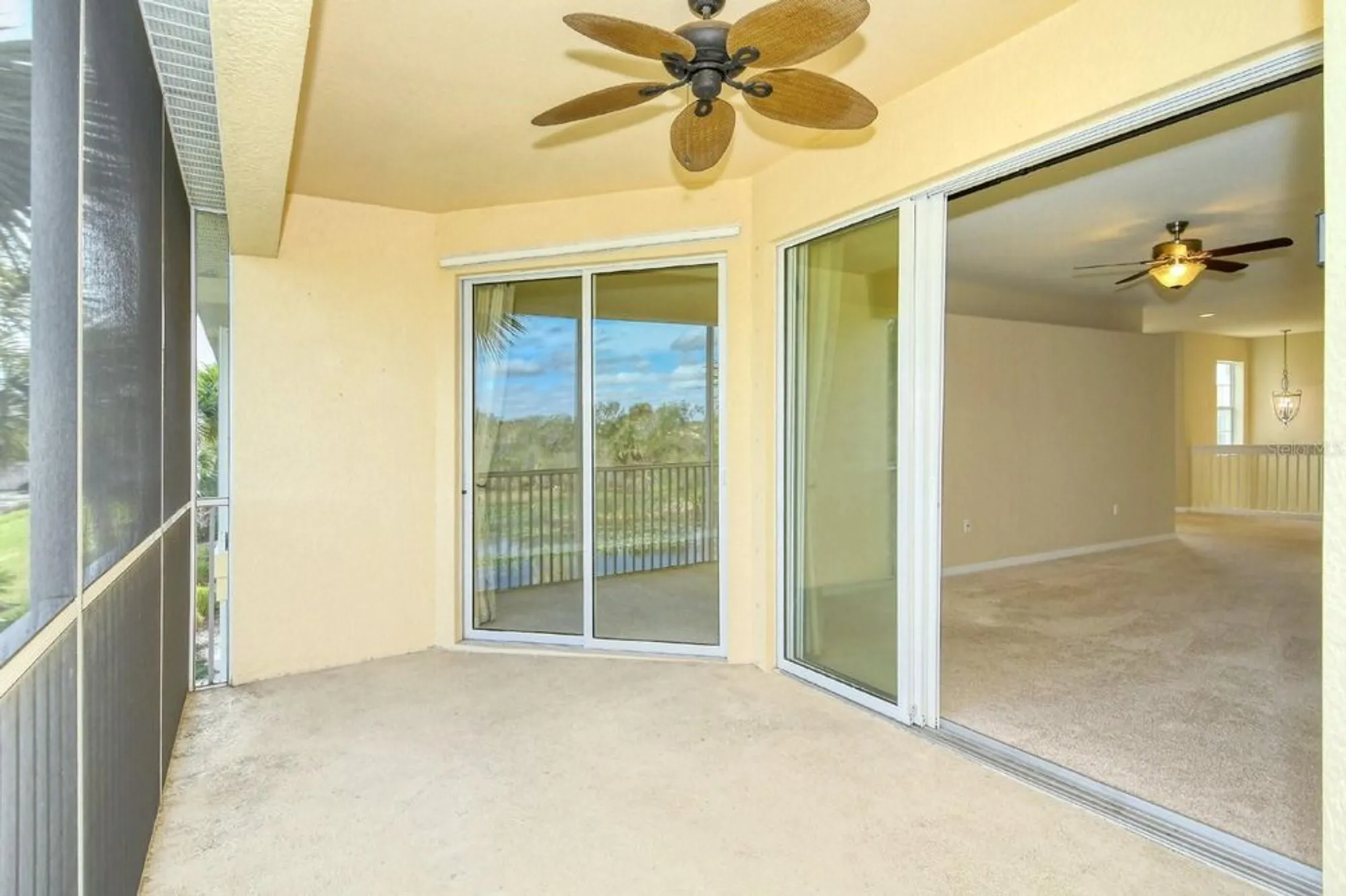 Property Slideshow image 22 of 47 | 1251 burgos dr # 303, Sarasota, FL, 34238
