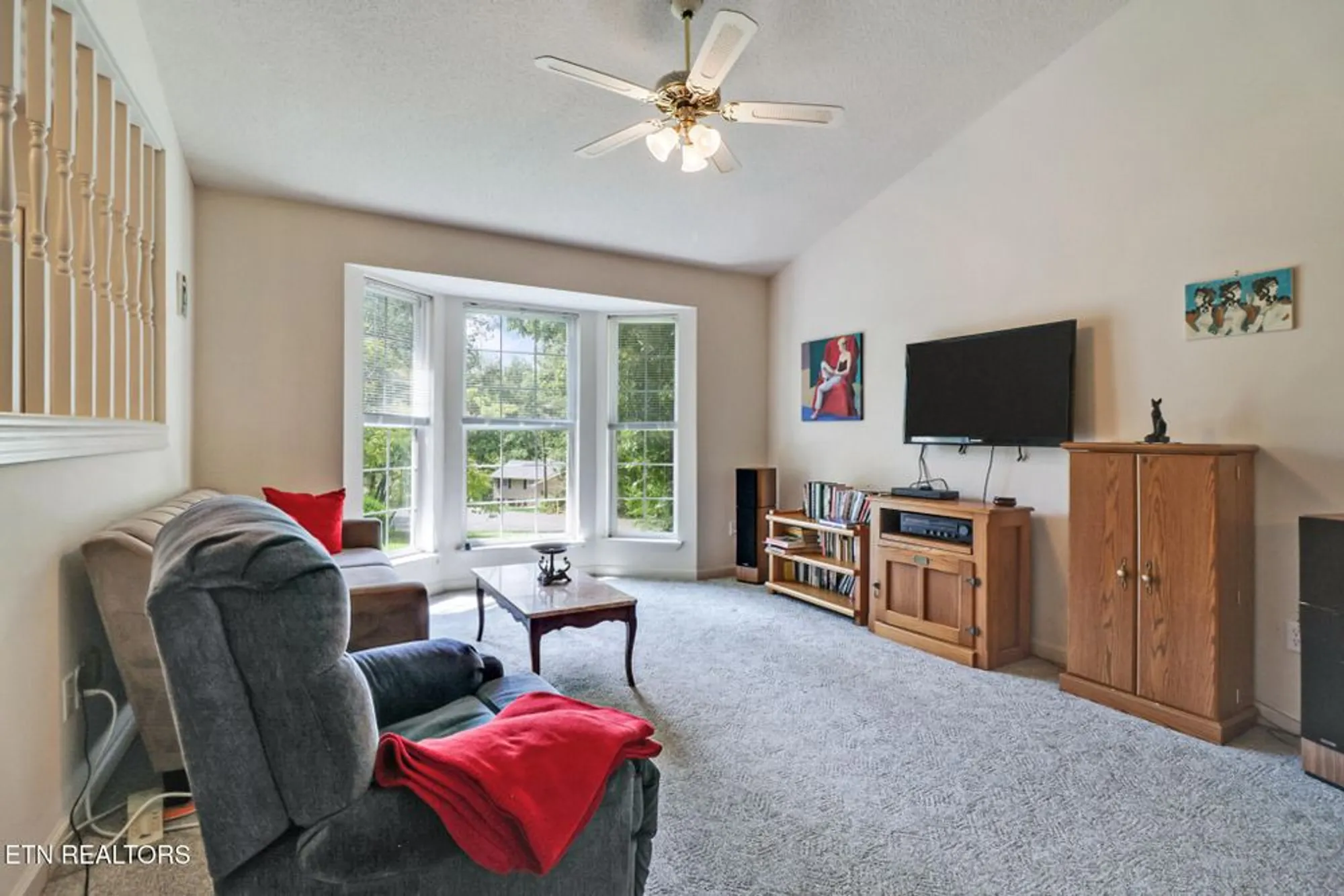 Property Slideshow image 14 of 34 | 101 ashdown ln, Crossville, TN, 38558