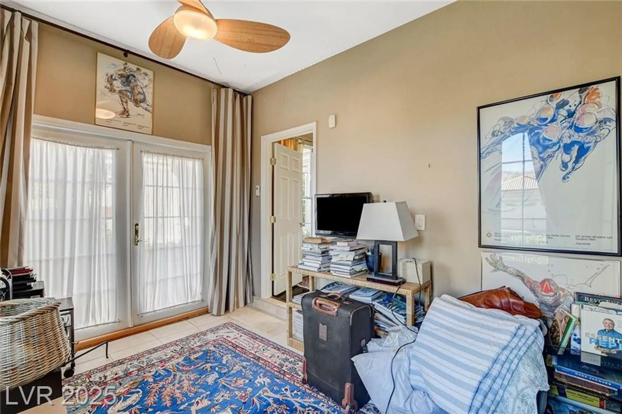 Property Slideshow image 36 of 56 | 5152 vincitor st, Las Vegas, NV, 89135