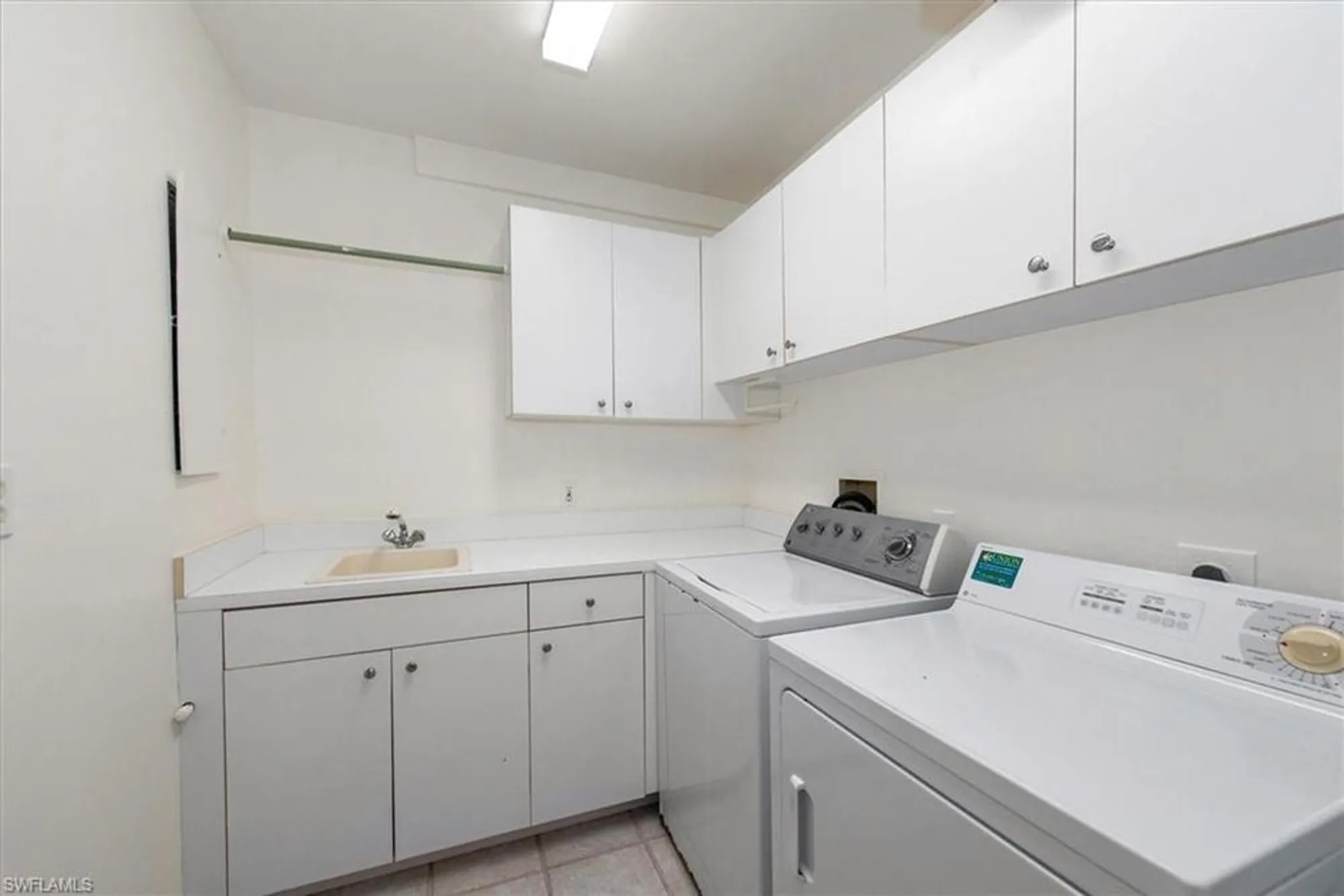 Property Slideshow image 35 of 44 | 4801 island pond ct 405, Bonita Springs, FL, 34134