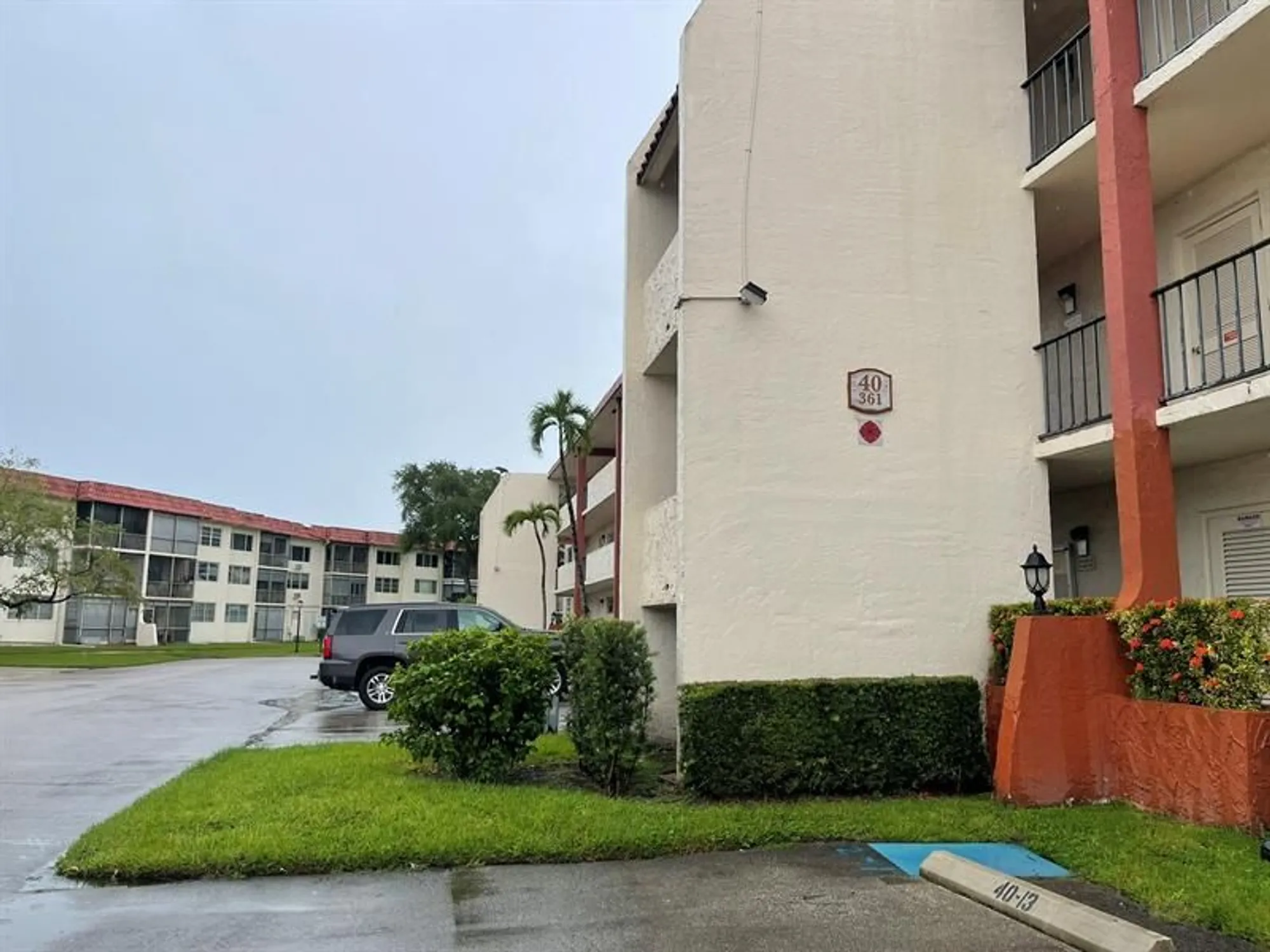 Property Slideshow image 37 of 99 | 361 s hollybrook dr 103, Pembroke Pines, FL, 33025