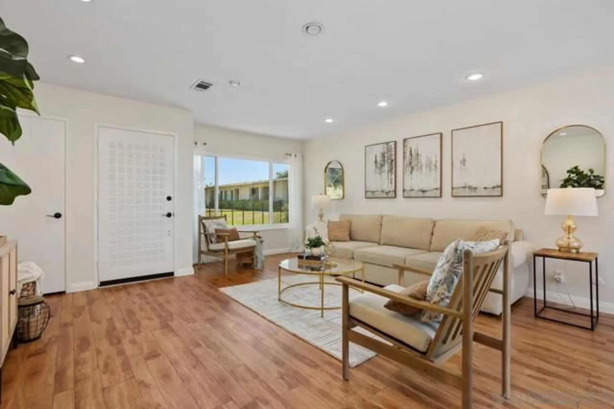 Property Slideshow image 5 of 22 | 3902 vista campana 58, Oceanside, CA, 92057