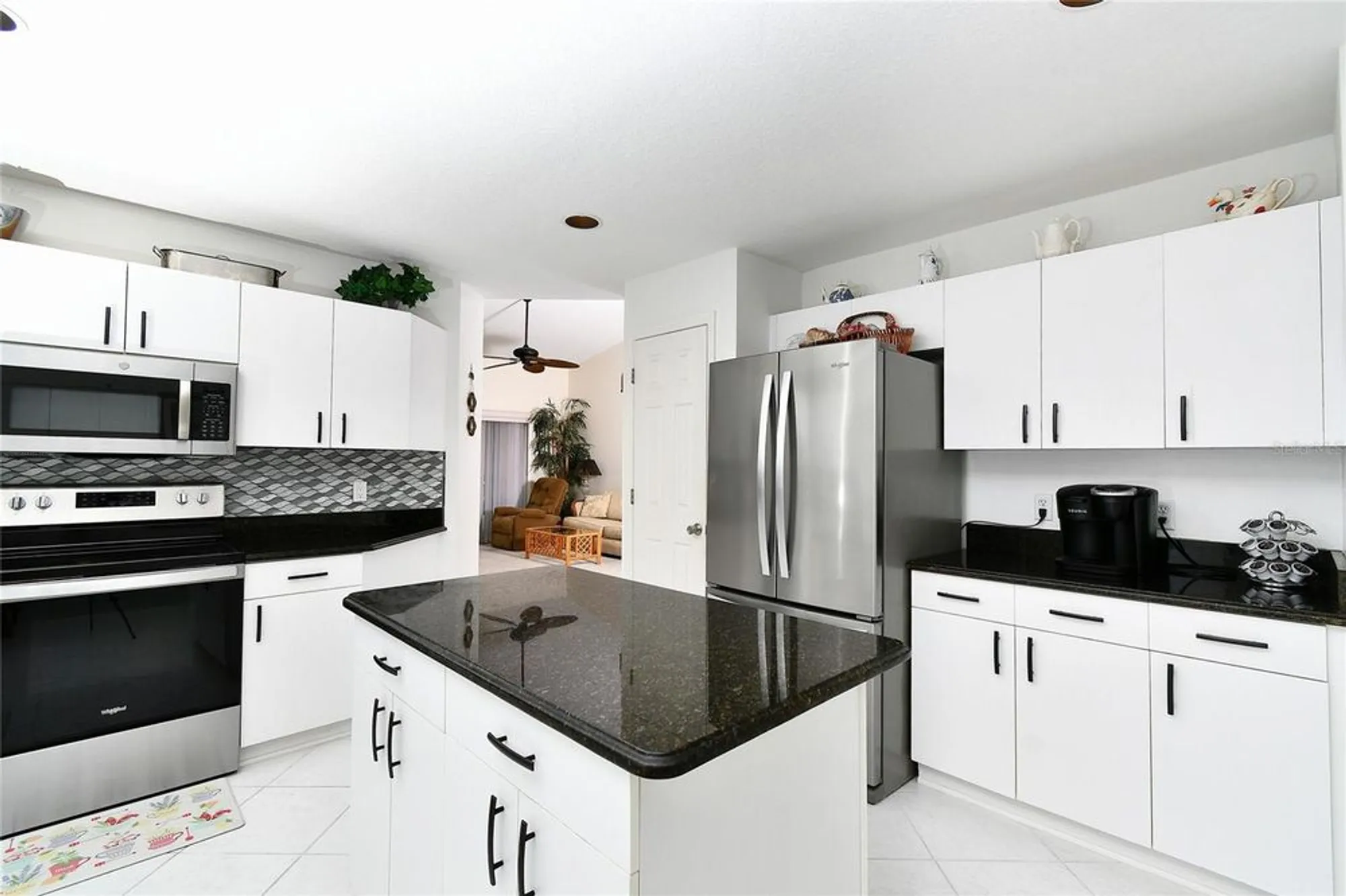 Property Slideshow image 16 of 38 | 2041 king tarpon dr, Punta Gorda, FL, 33955