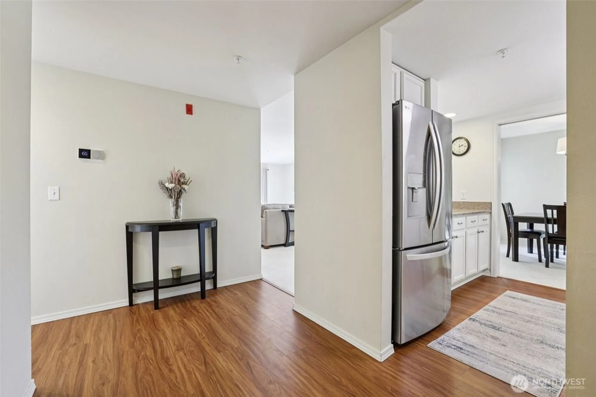 Property Slideshow image 9 of 32 | 4109 224th ln 207, Issaquah, WA, 98029