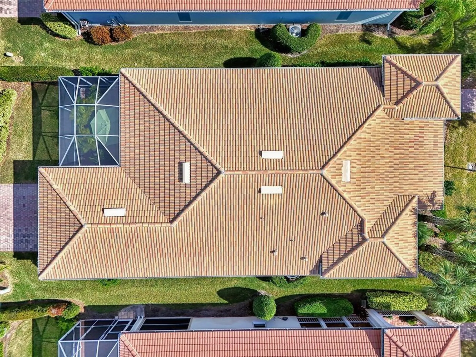 Property Slideshow image 53 of 59 | 5748 fossano dr, Sarasota, FL, 34238