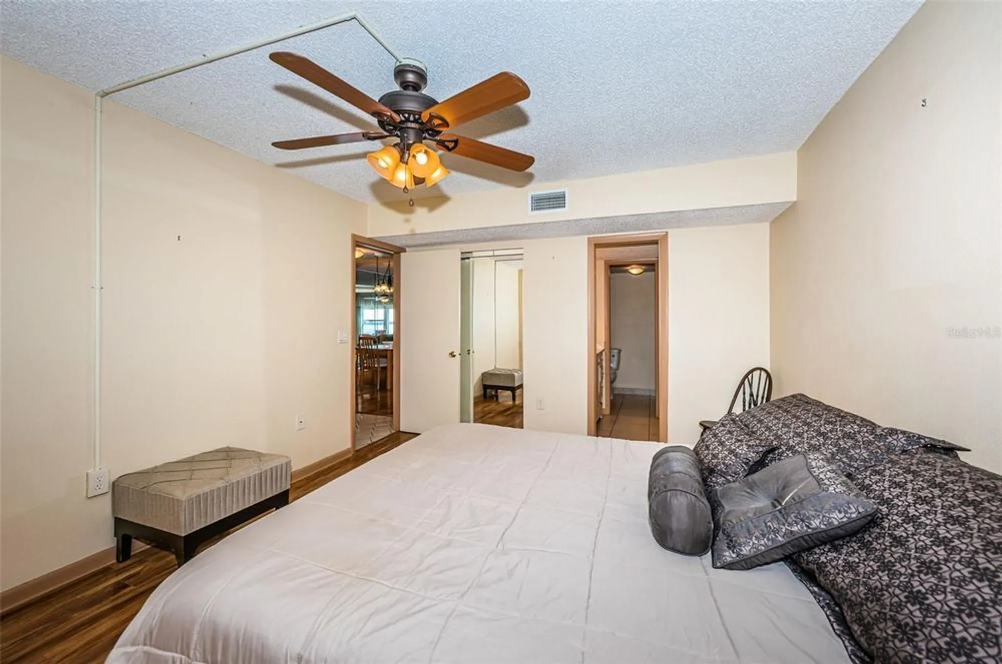 Property Slideshow image 29 of 82 | 6020 shore blvd 1009, Gulfport, FL, 33707