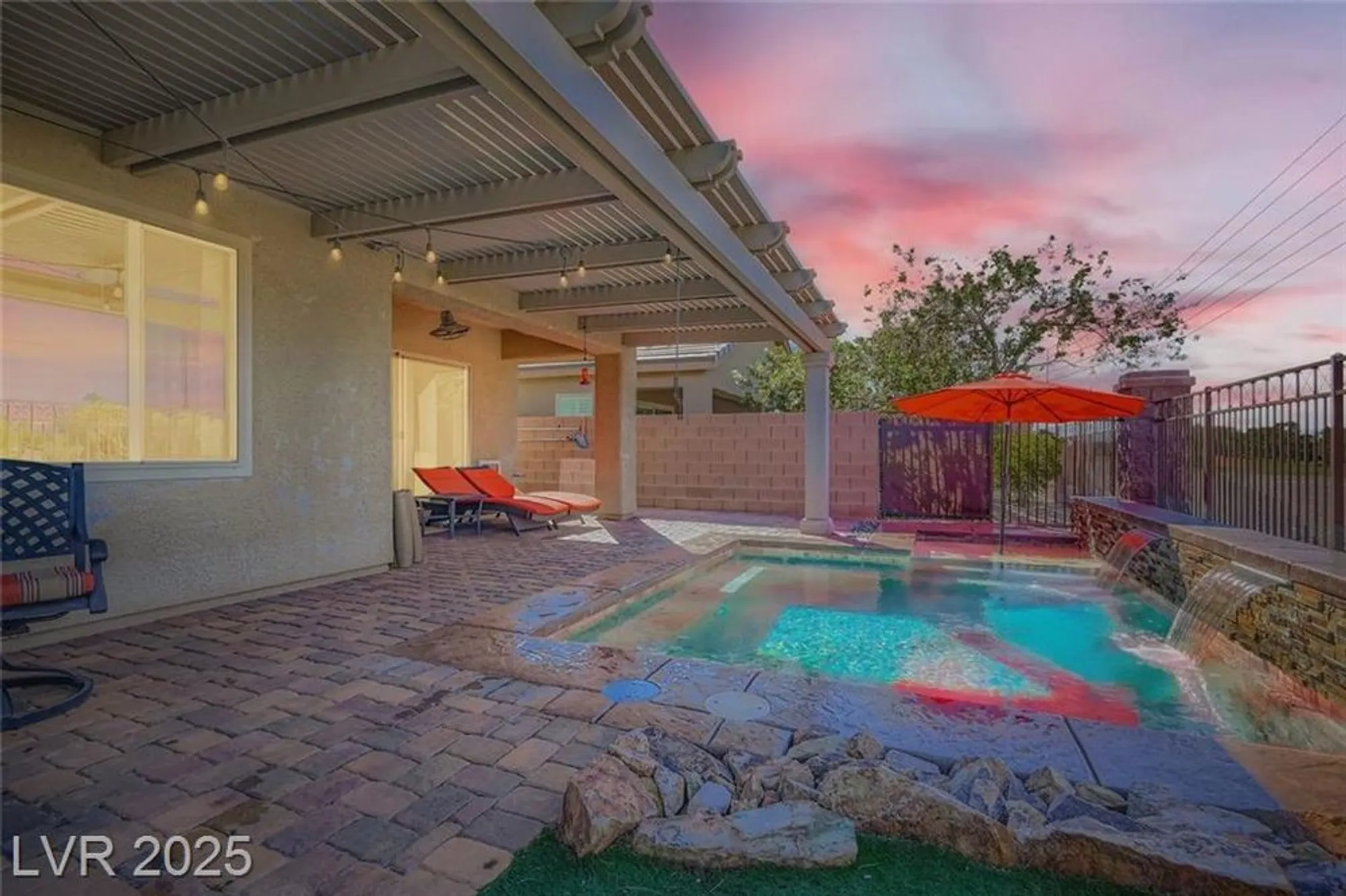 Property Slideshow image 32 of 45 | 3385 blue ribbon downs st, Las Vegas, NV, 89122