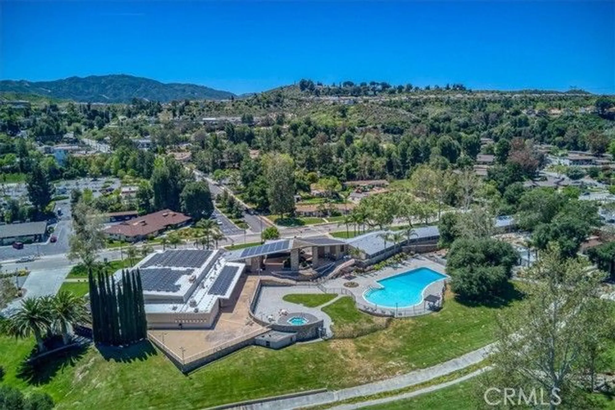 Property Slideshow image 19 of 34 | 19380 anzel cir, Newhall, CA, 91321