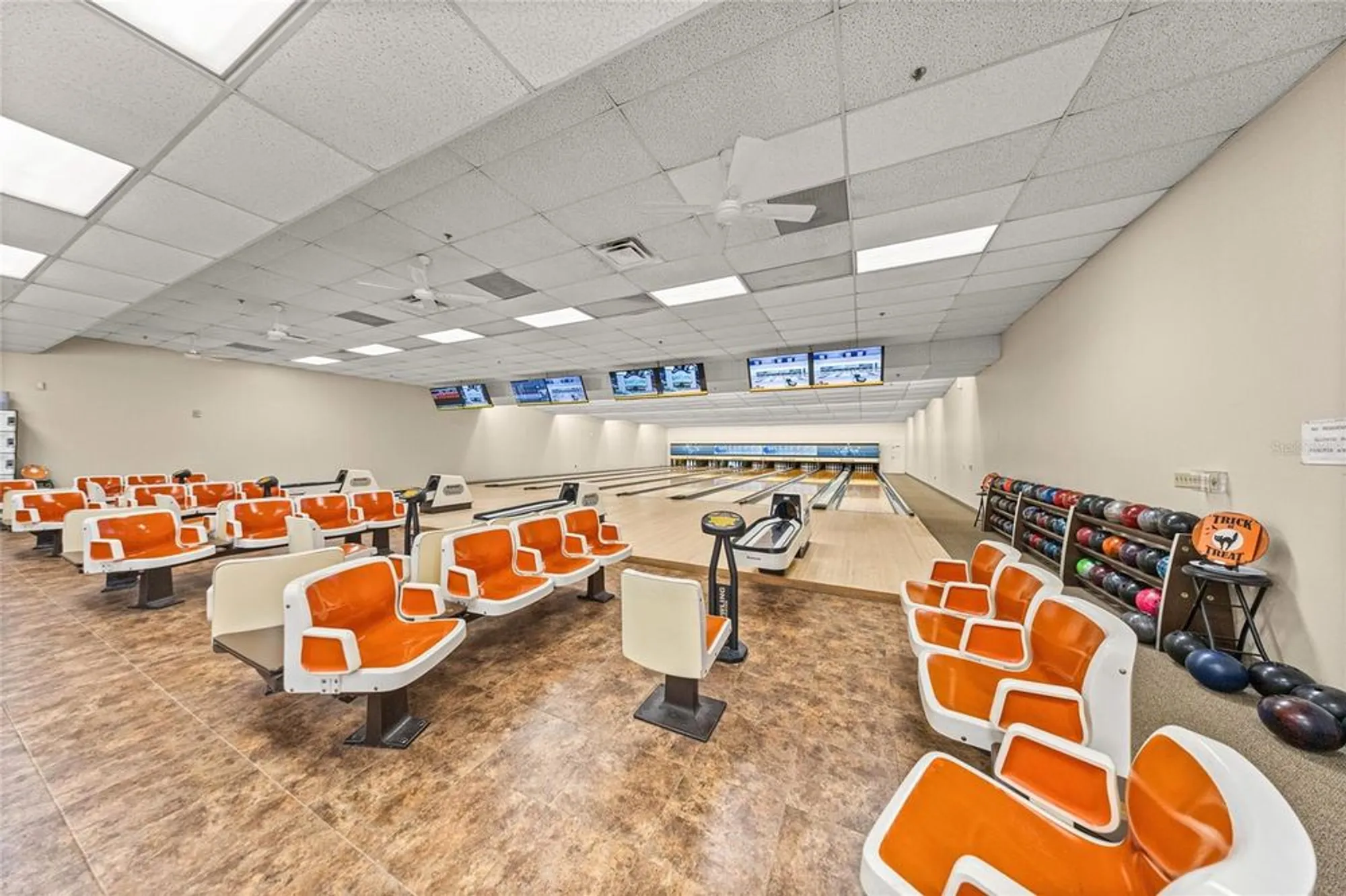 Property Slideshow image 4 of 40 | 6366 sw 84th ln, Ocala, FL, 34476