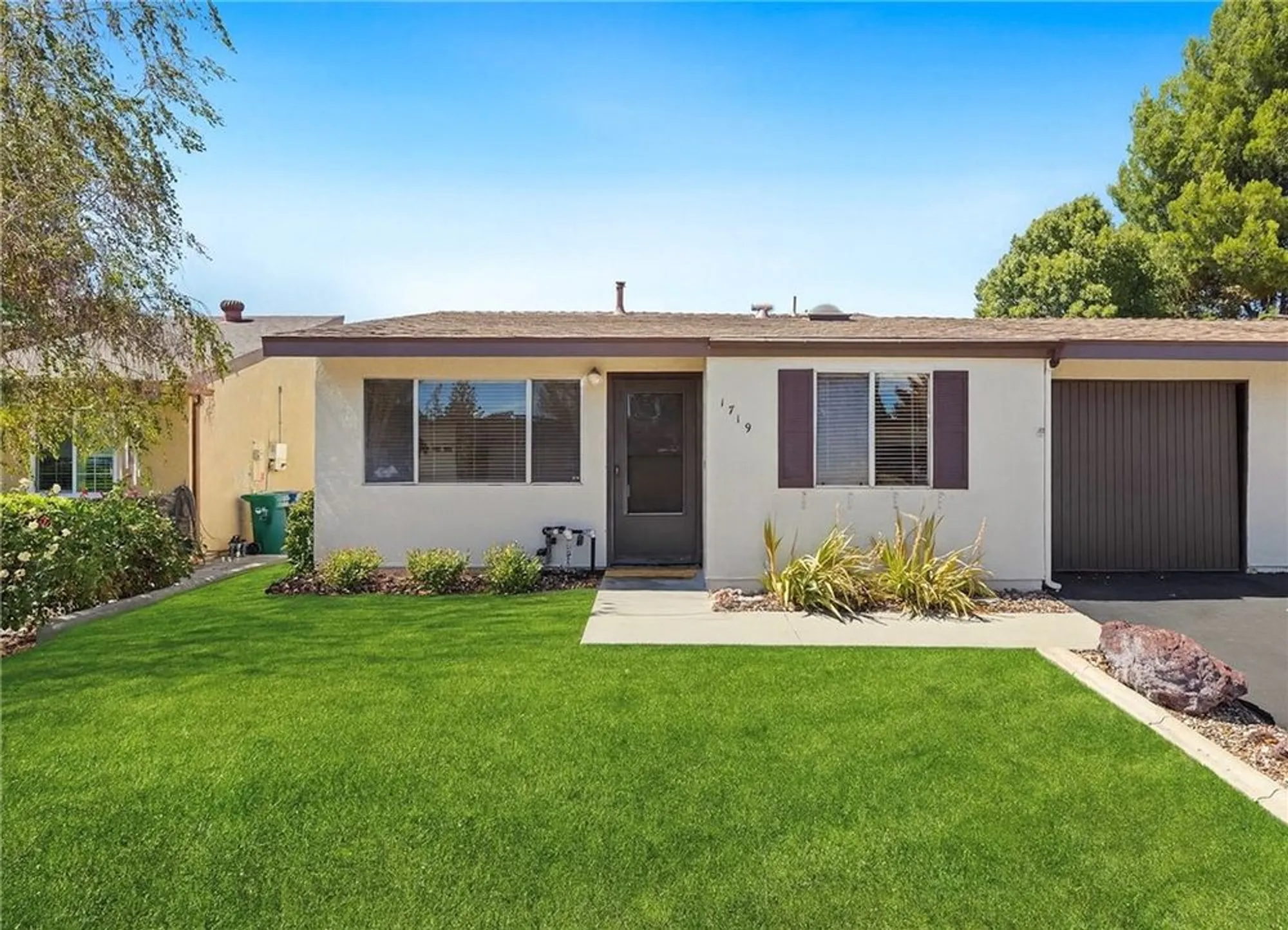 Property Slideshow image 6 of 25 | 1719 lark ellen dr, Paso Robles, CA, 93446