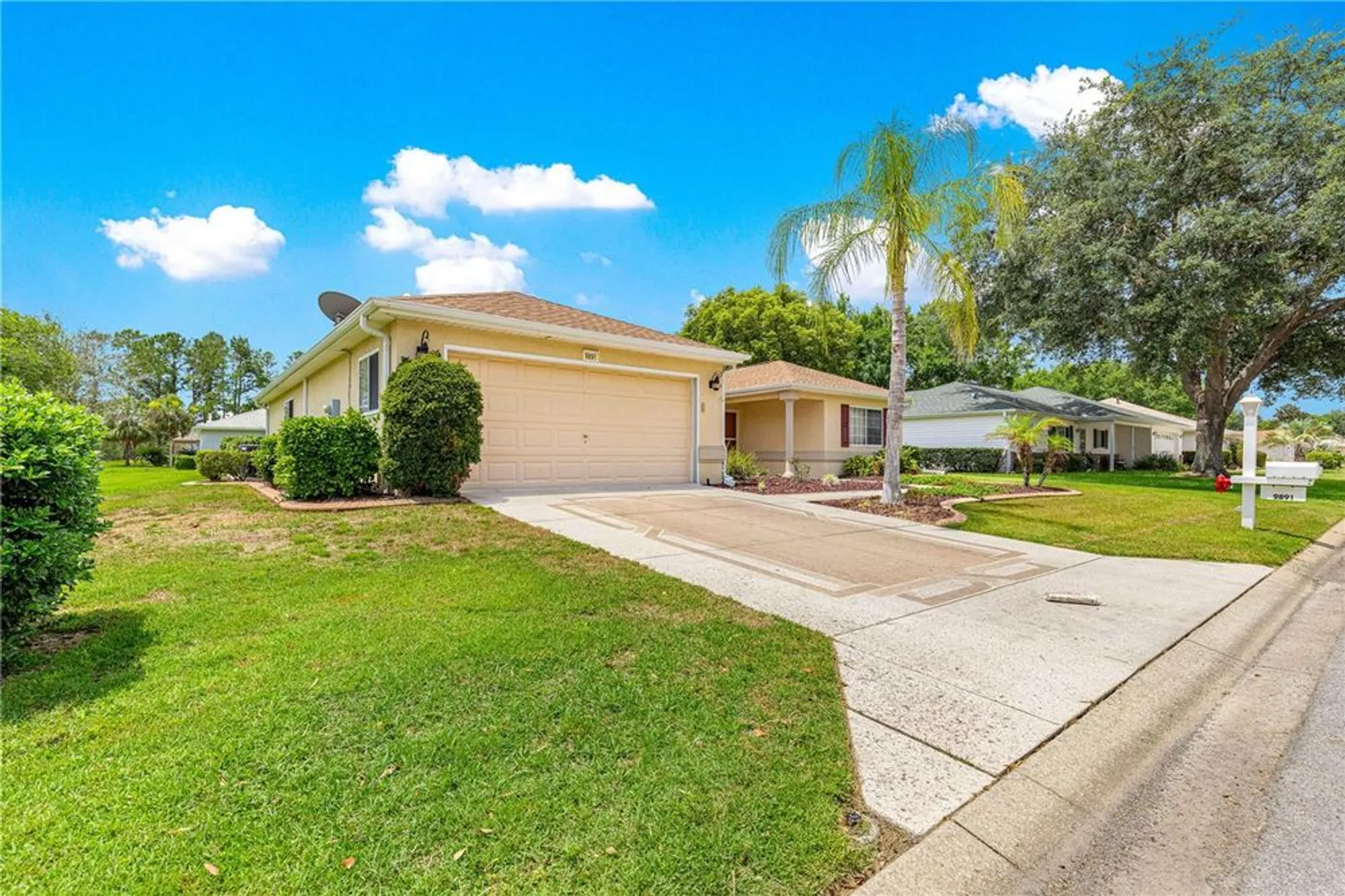 Property Slideshow image 7 of 65 | 9891 se 138th loop, Summerfield, FL, 34491