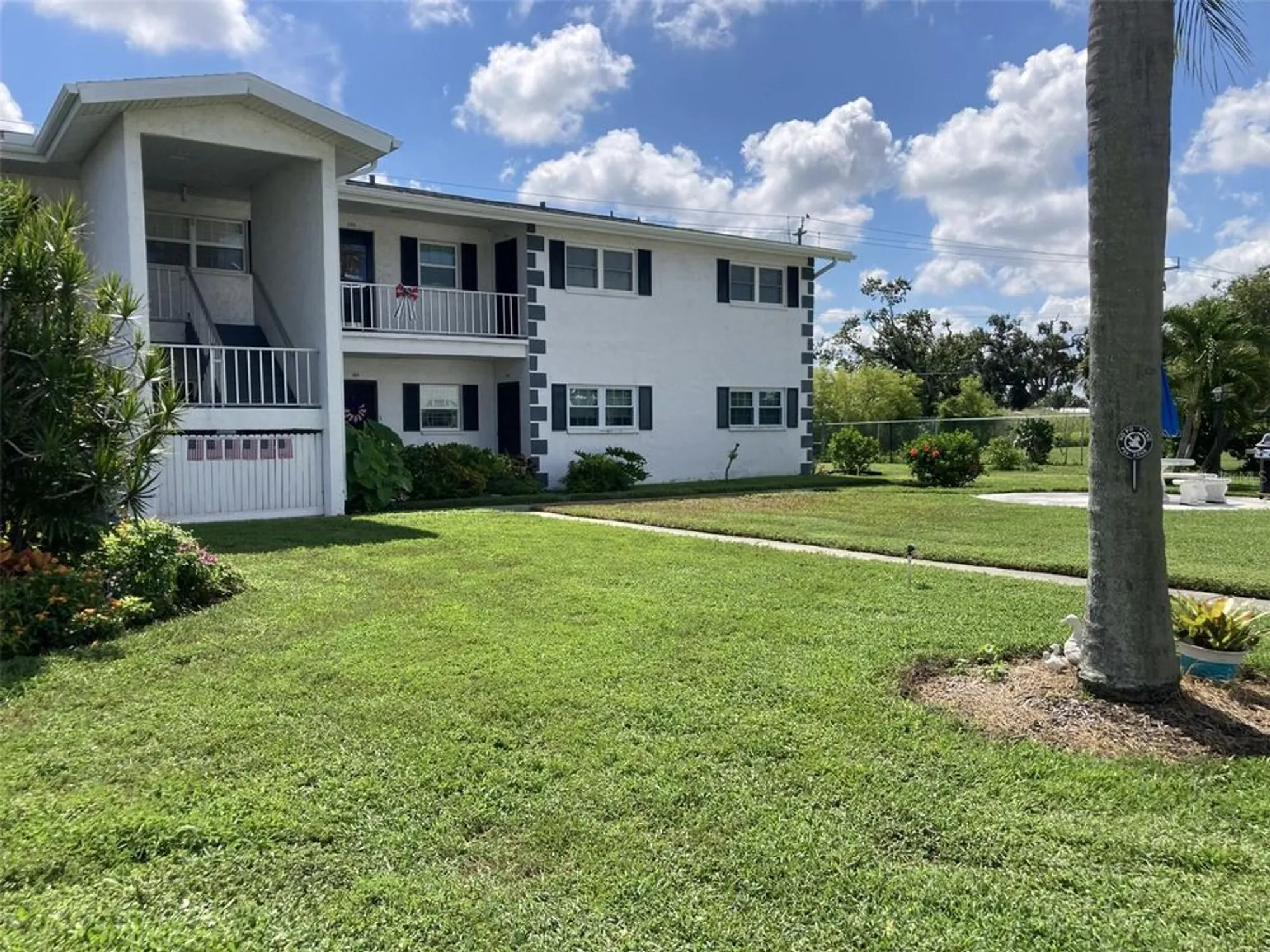 Property Slideshow image 1 of 23 | 4705 1st ct 190, Bradenton, FL, 34207