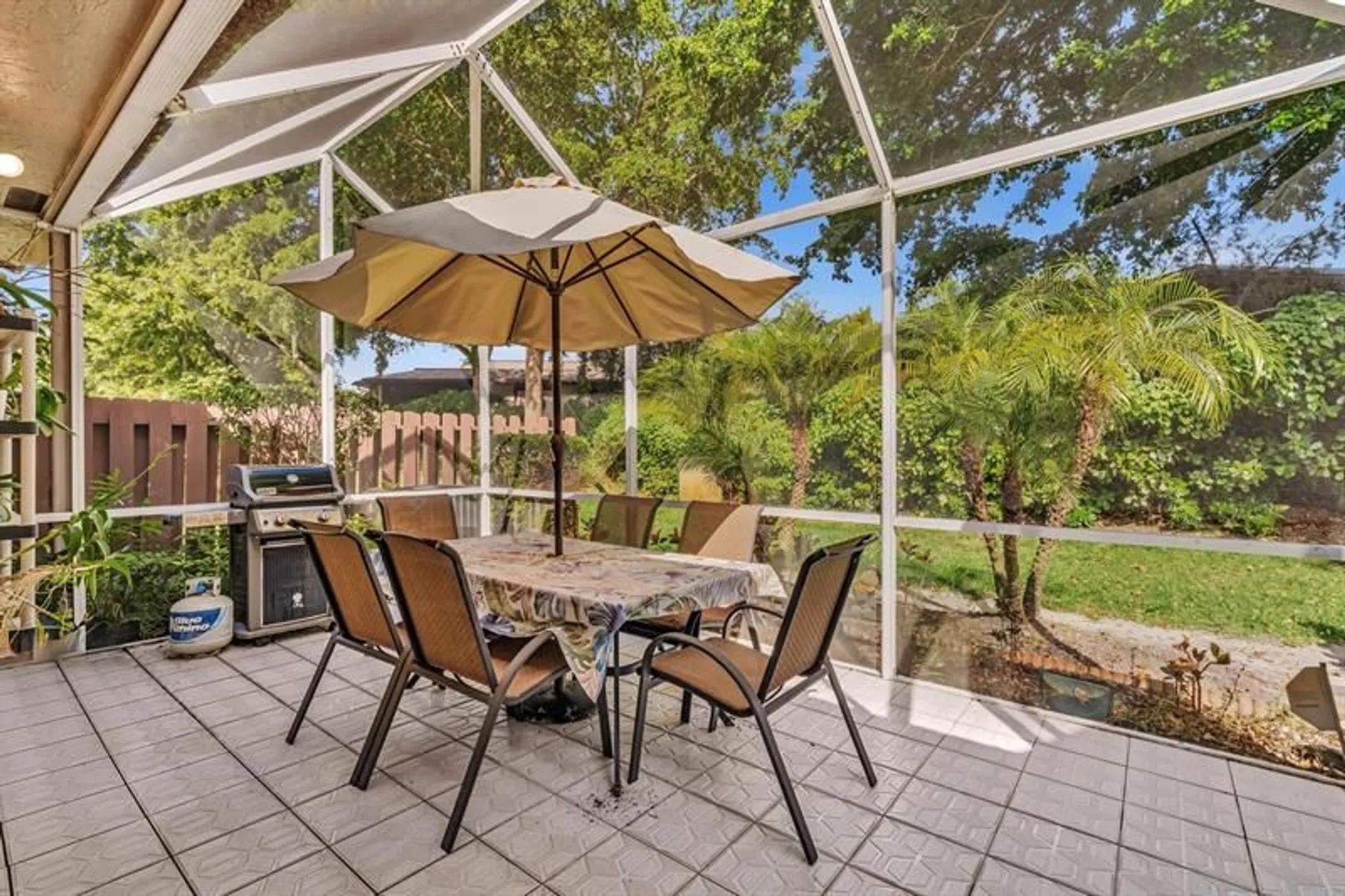 Property Slideshow image 37 of 59 | 9714 malvern dr # 9714, Tamarac, FL, 33321