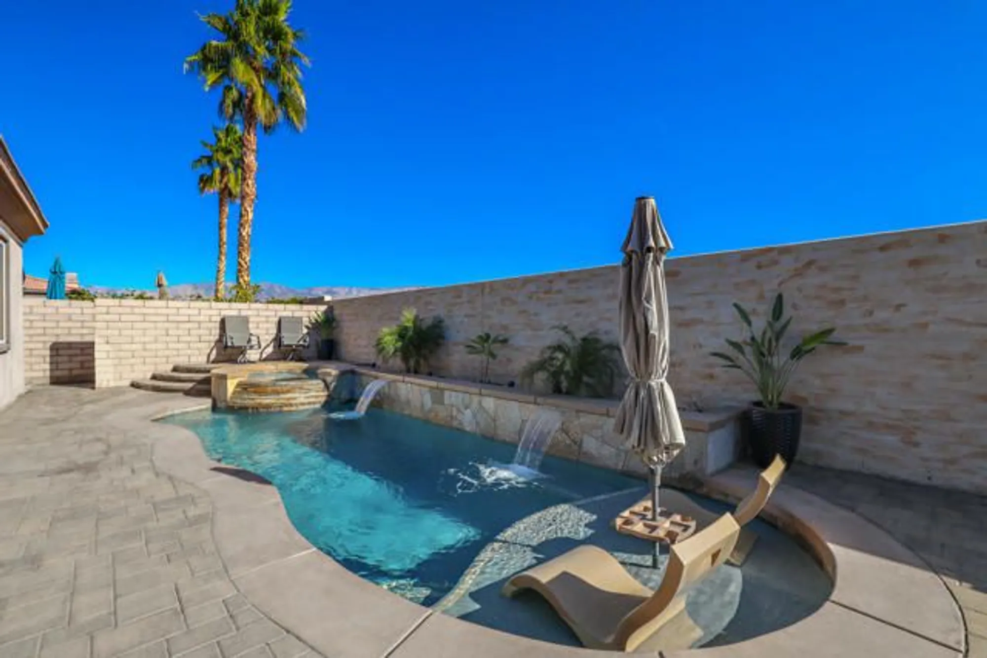 Property Slideshow image 31 of 43 | 43310 sentiero dr, Indio, CA, 92203